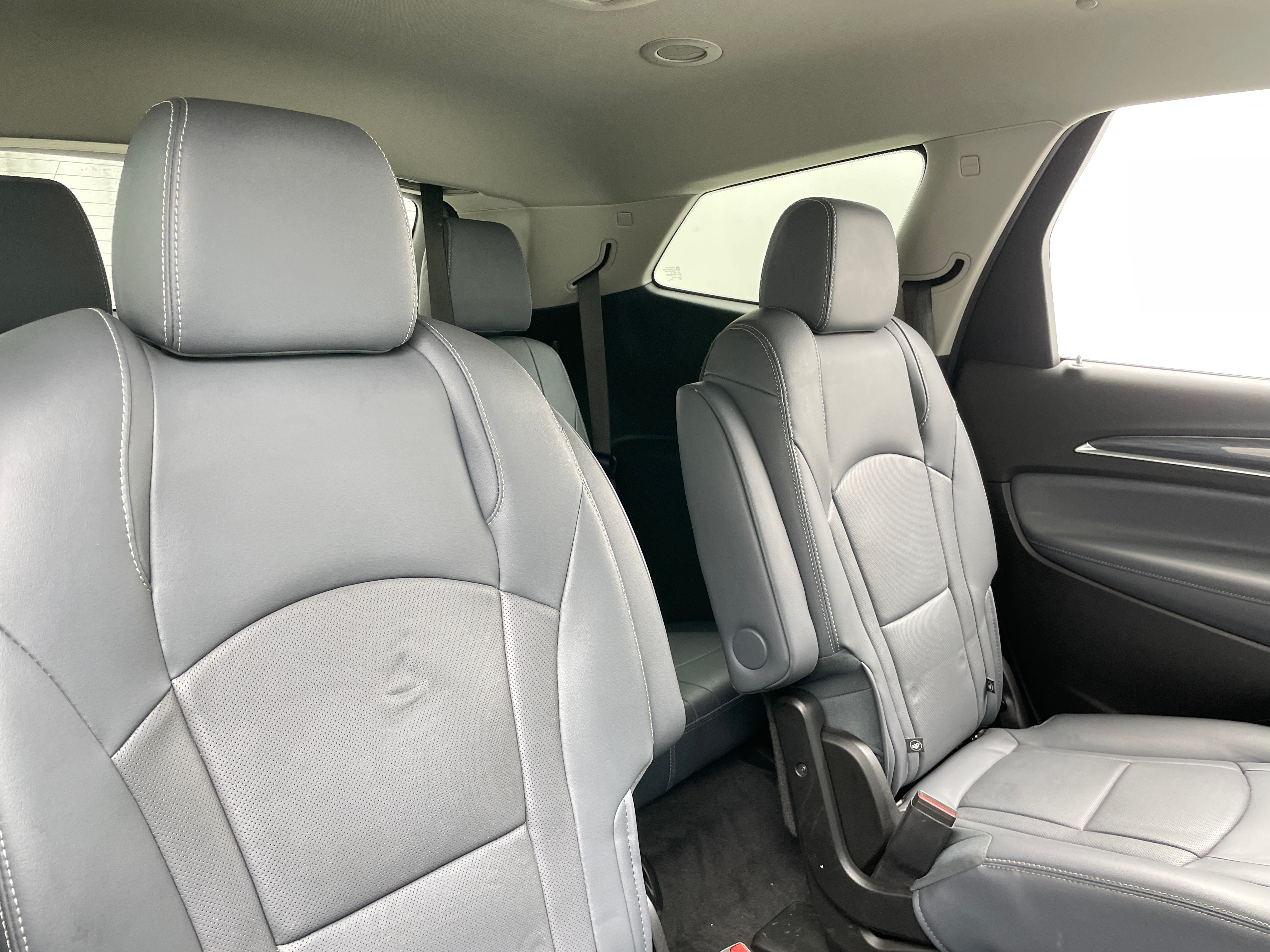 2019 Buick Enclave Essence 5