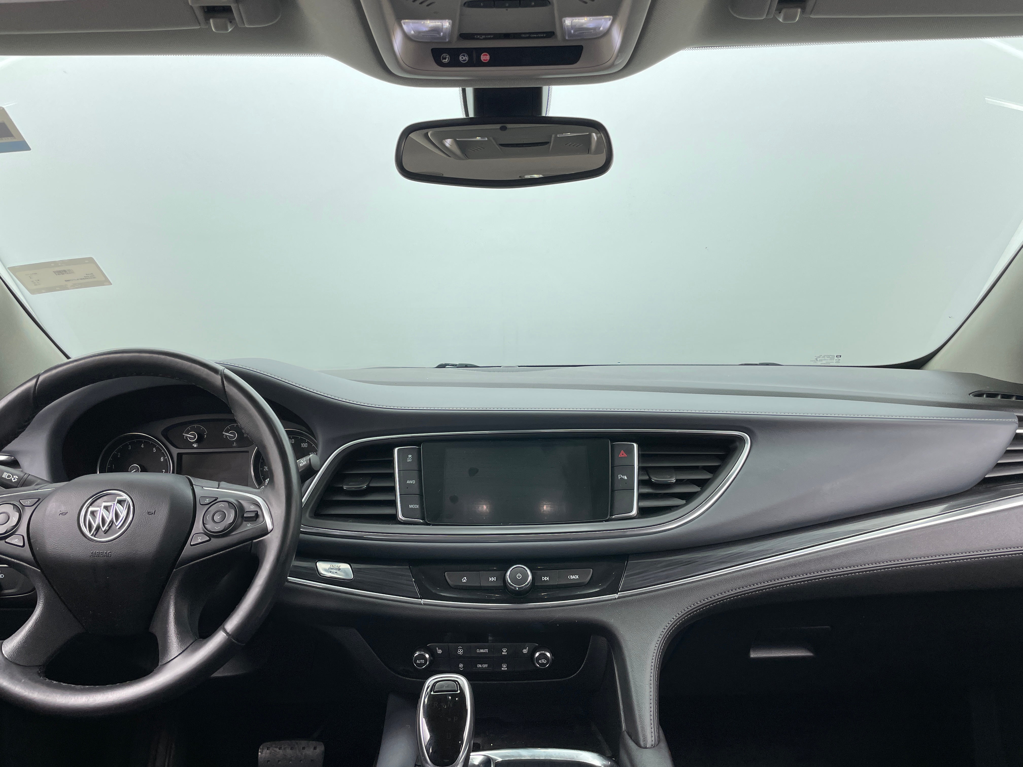2019 Buick Enclave Essence 2