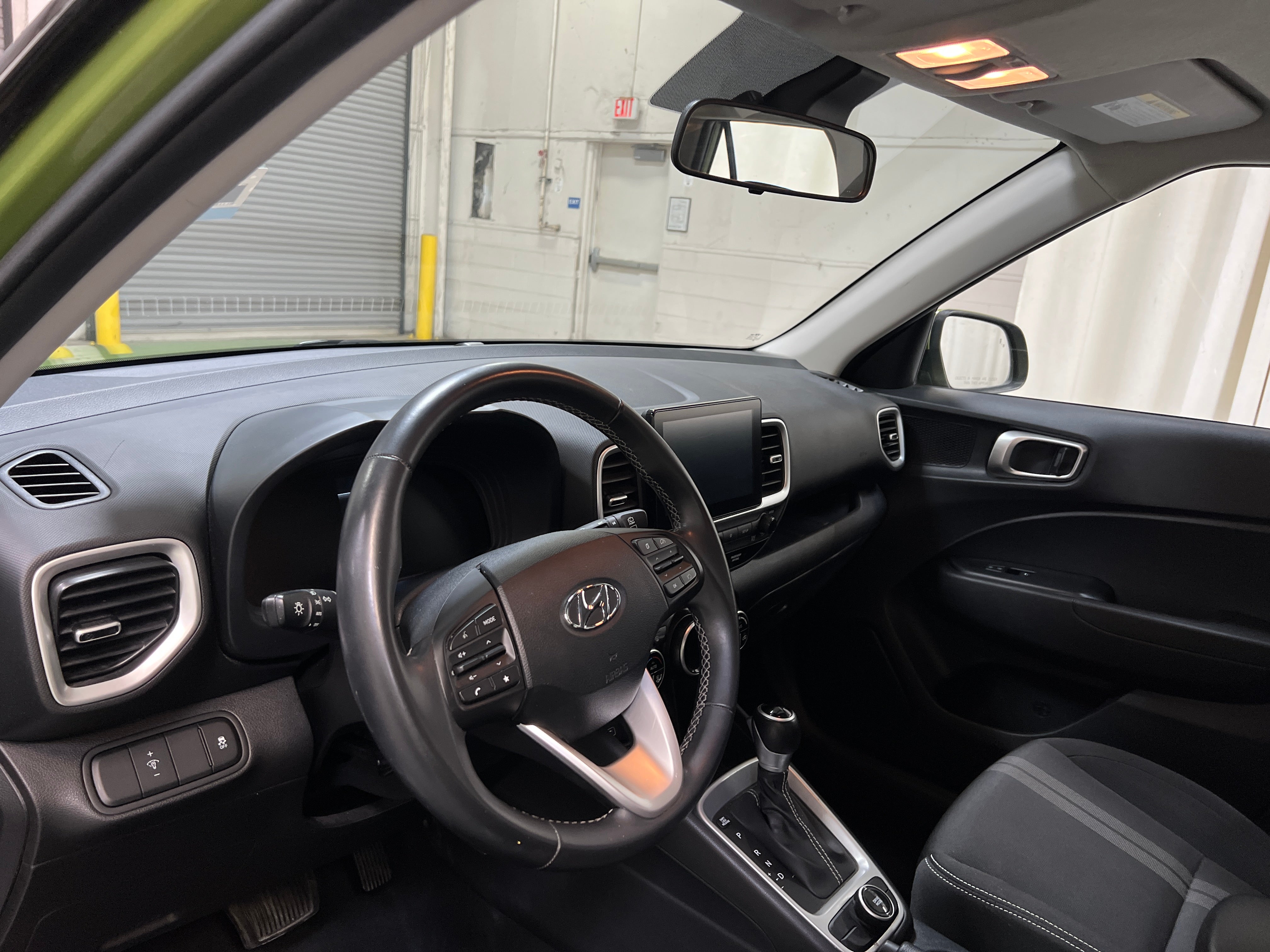 2023 Hyundai Venue SEL 3