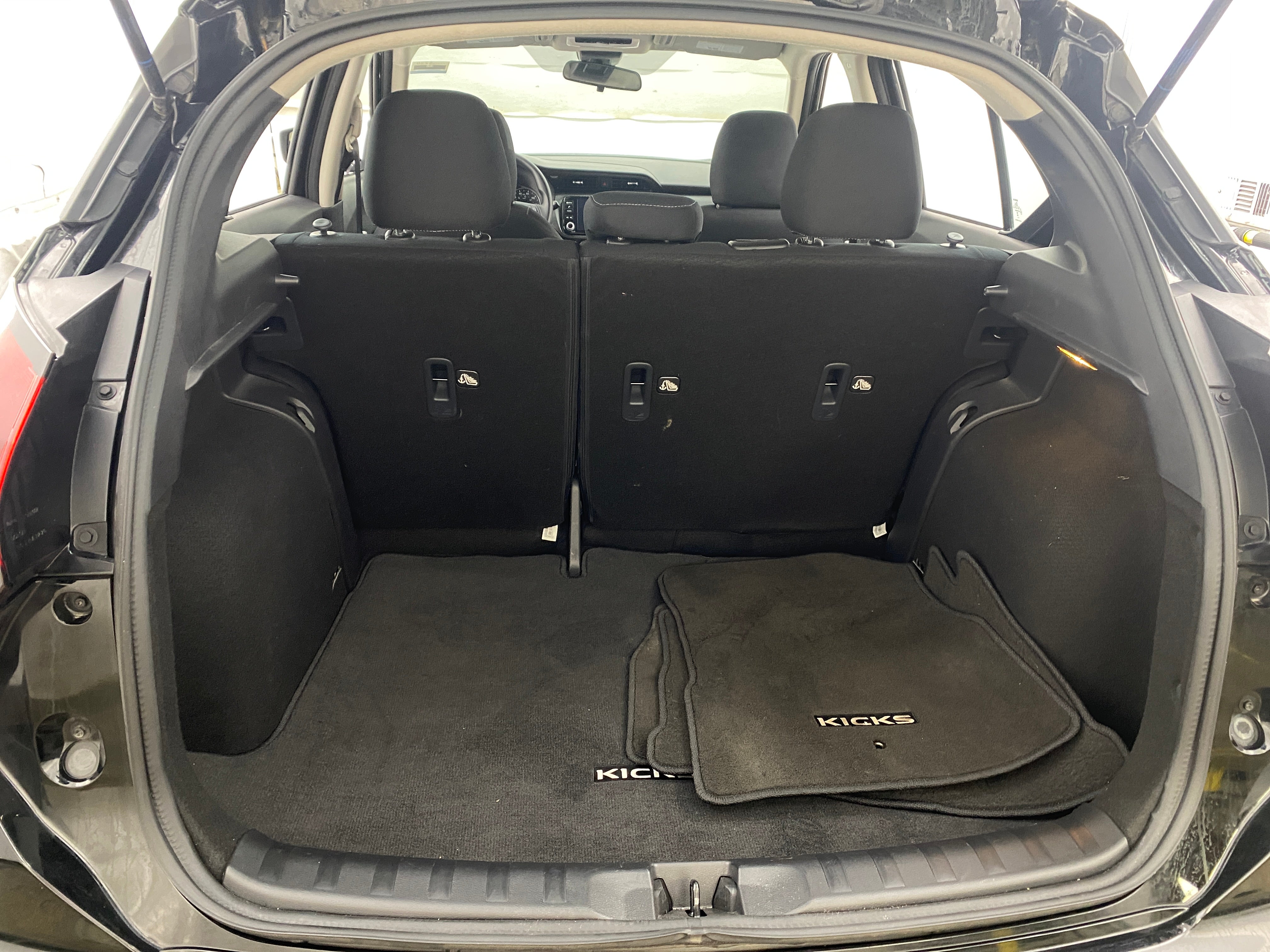 2024 Nissan Kicks SV 7