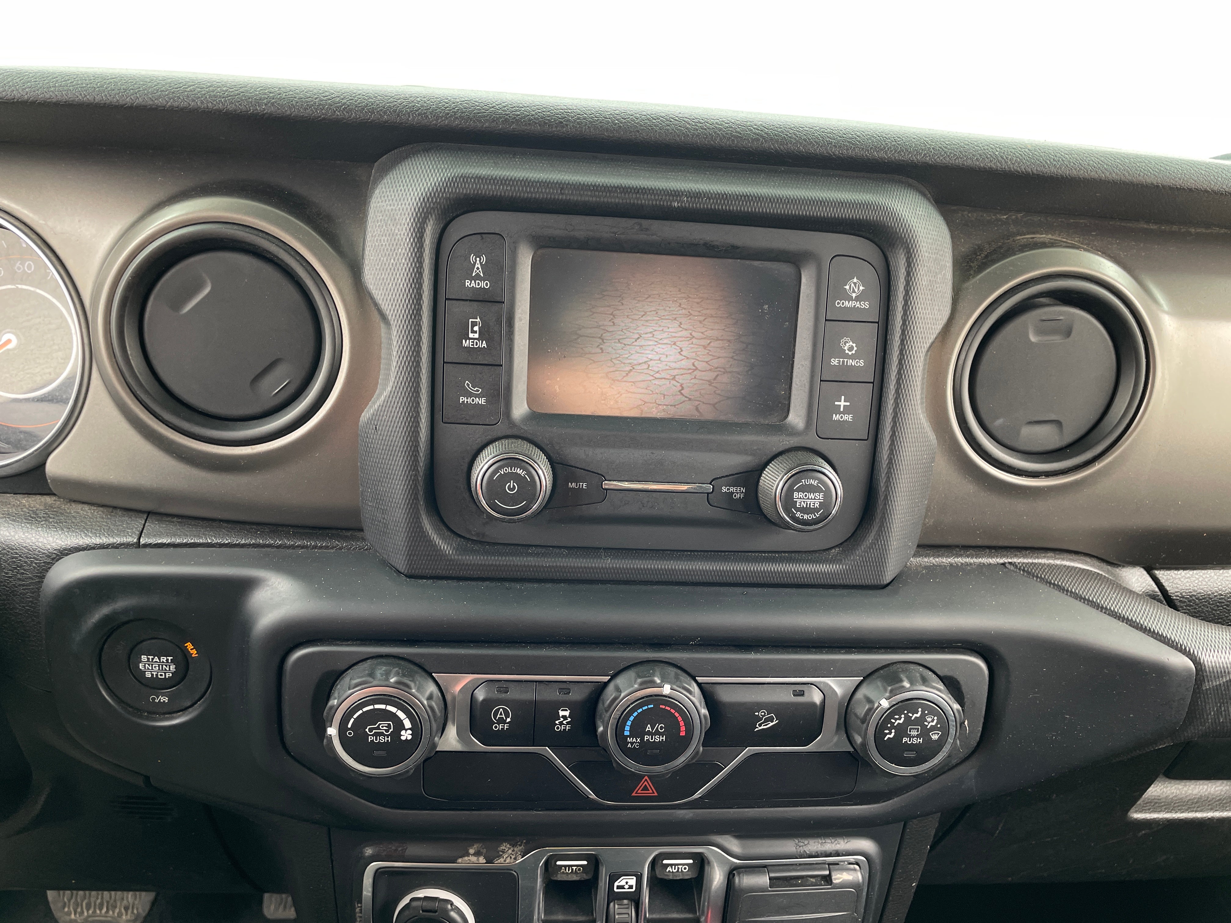 2019 Jeep Wrangler Unlimited Sport S 4