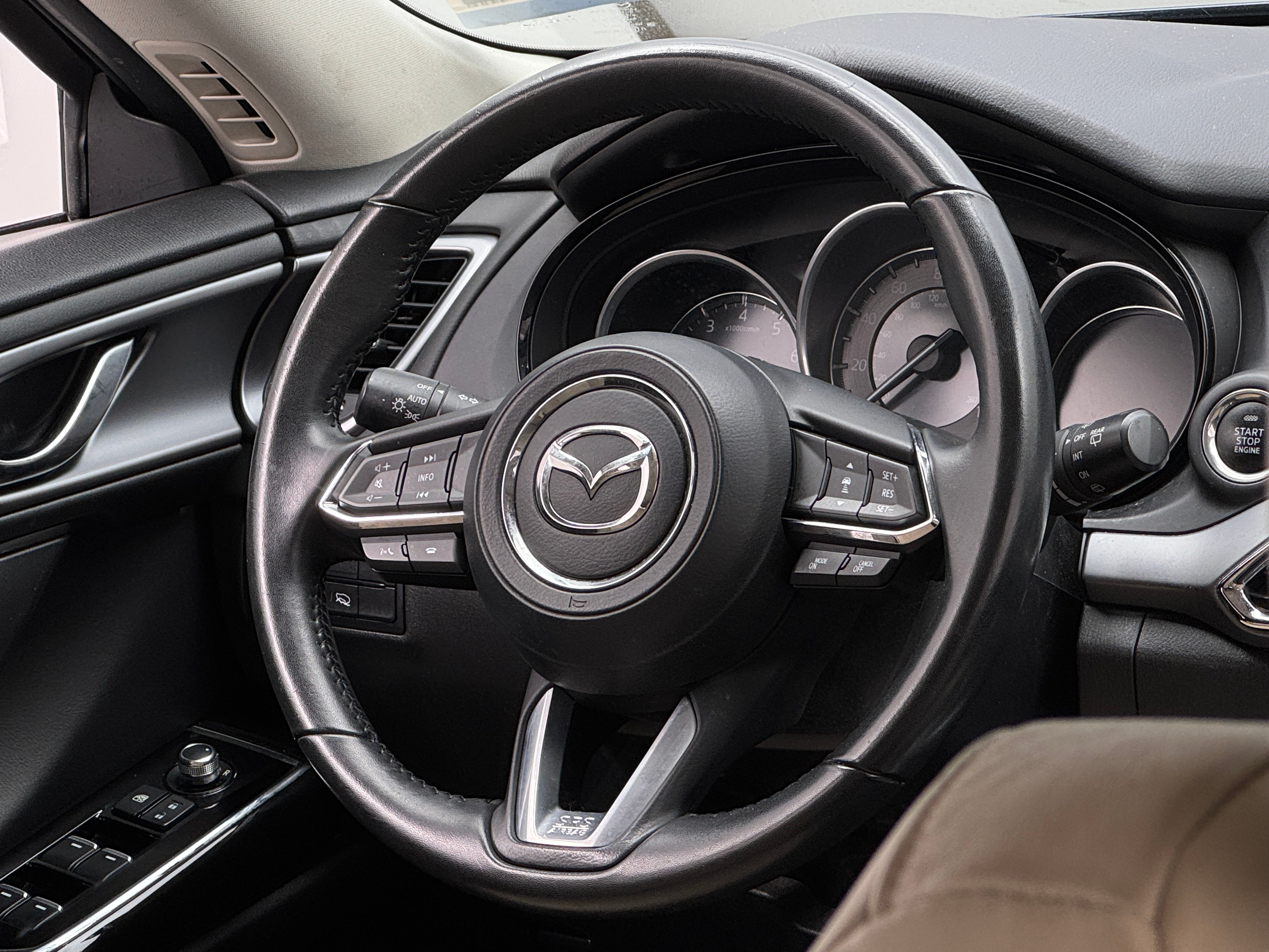 2022 Mazda CX-9 Touring 4