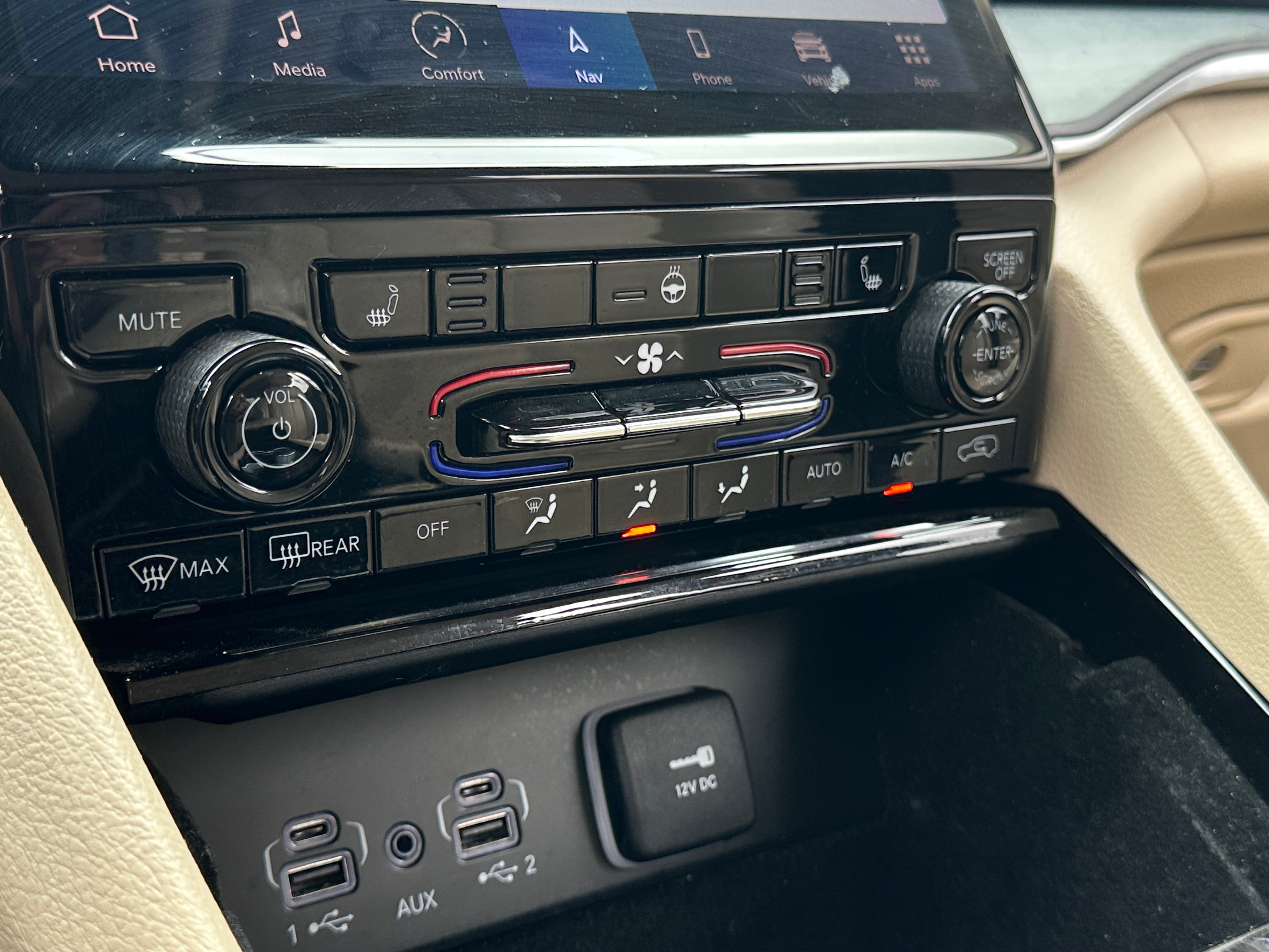 2022 Jeep Grand Cherokee L Limited Edition 3