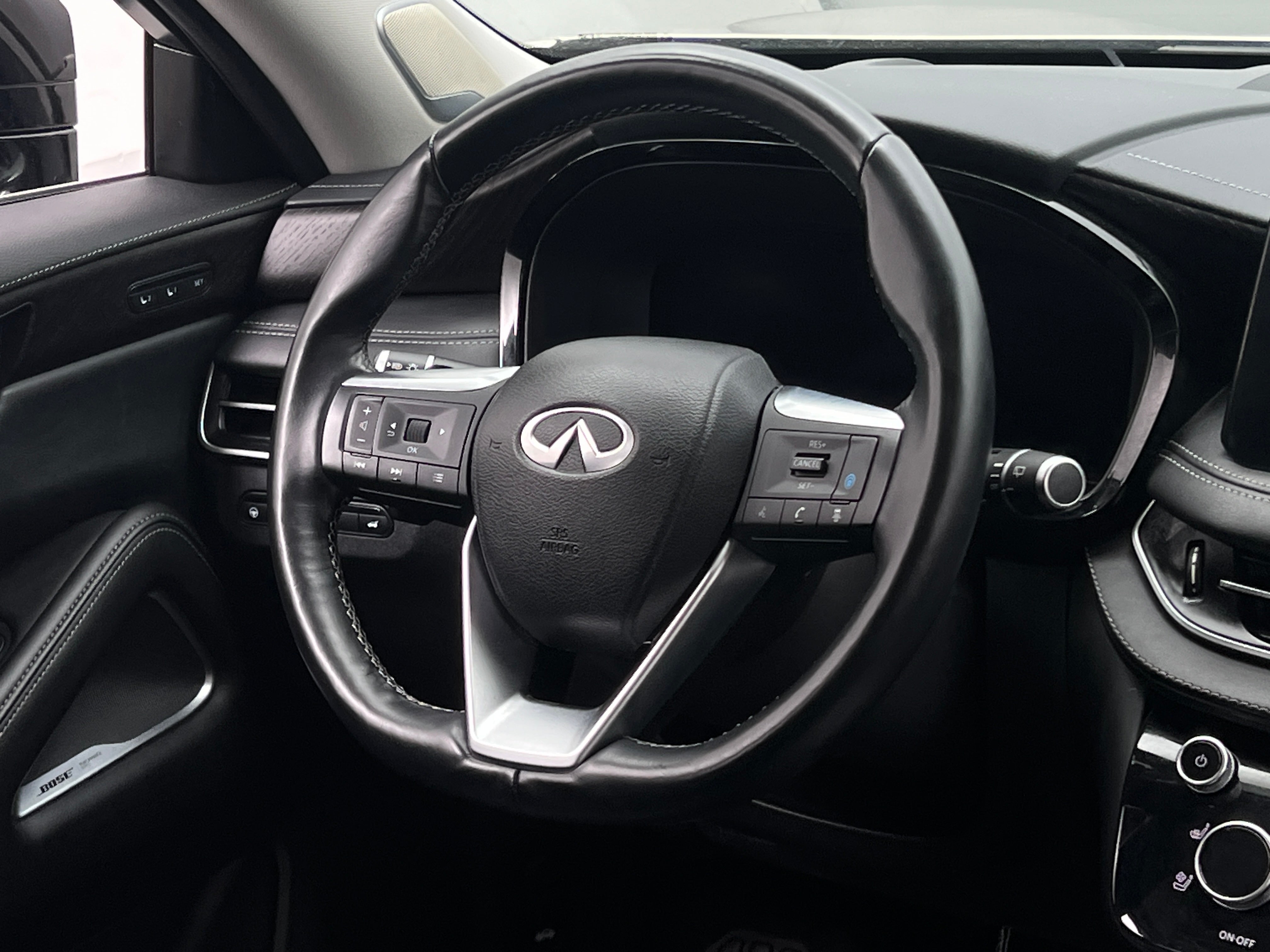 2023 INFINITI QX60 Sensory 4
