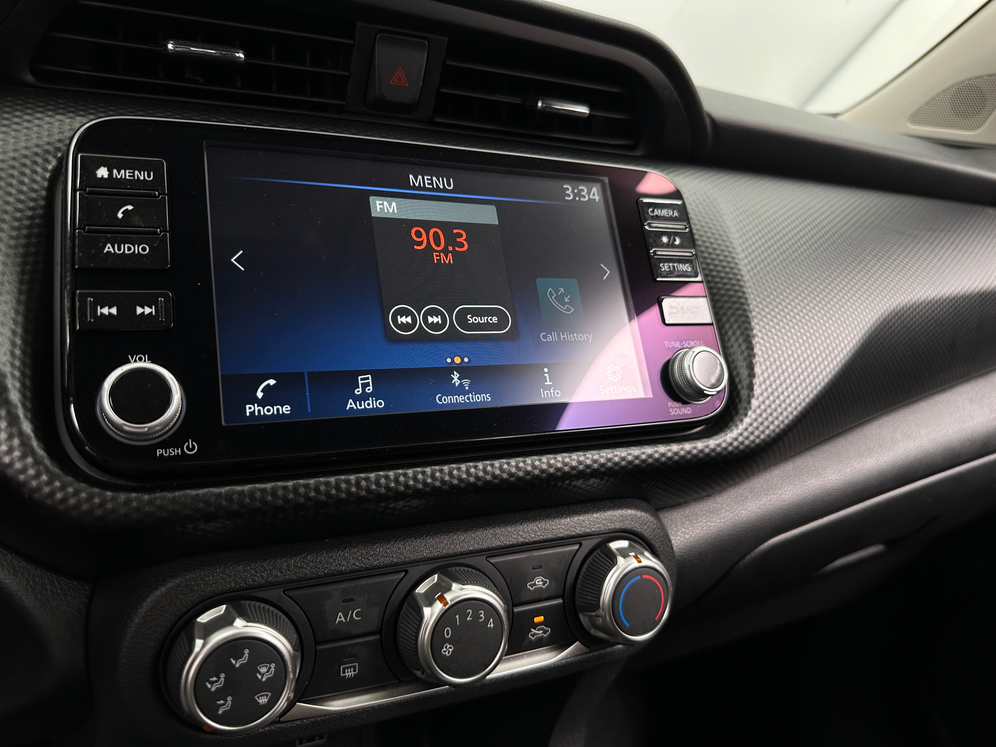 2024 Nissan Kicks SV 4