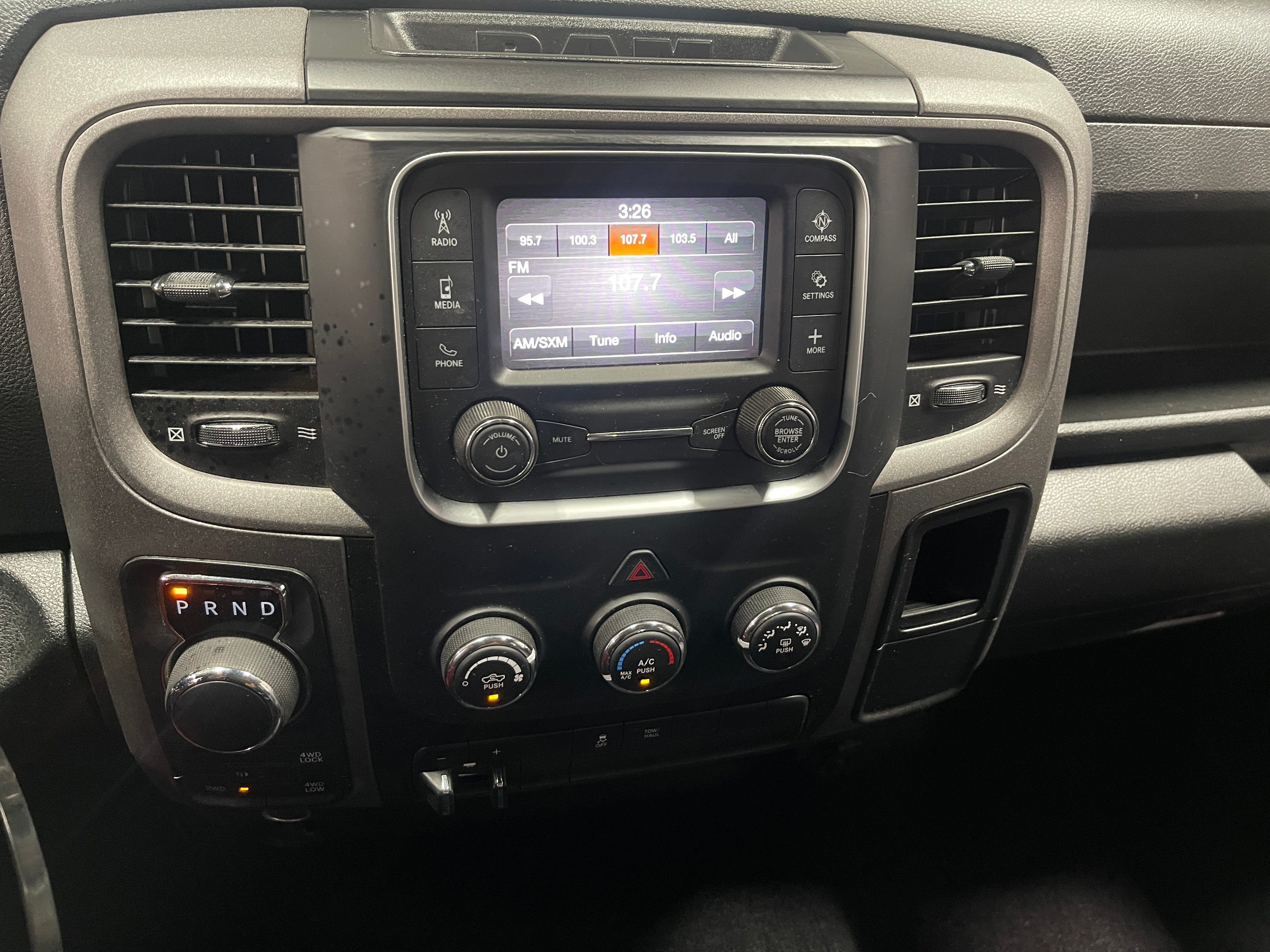 2022 RAM 1500 Classic Tradesman 4