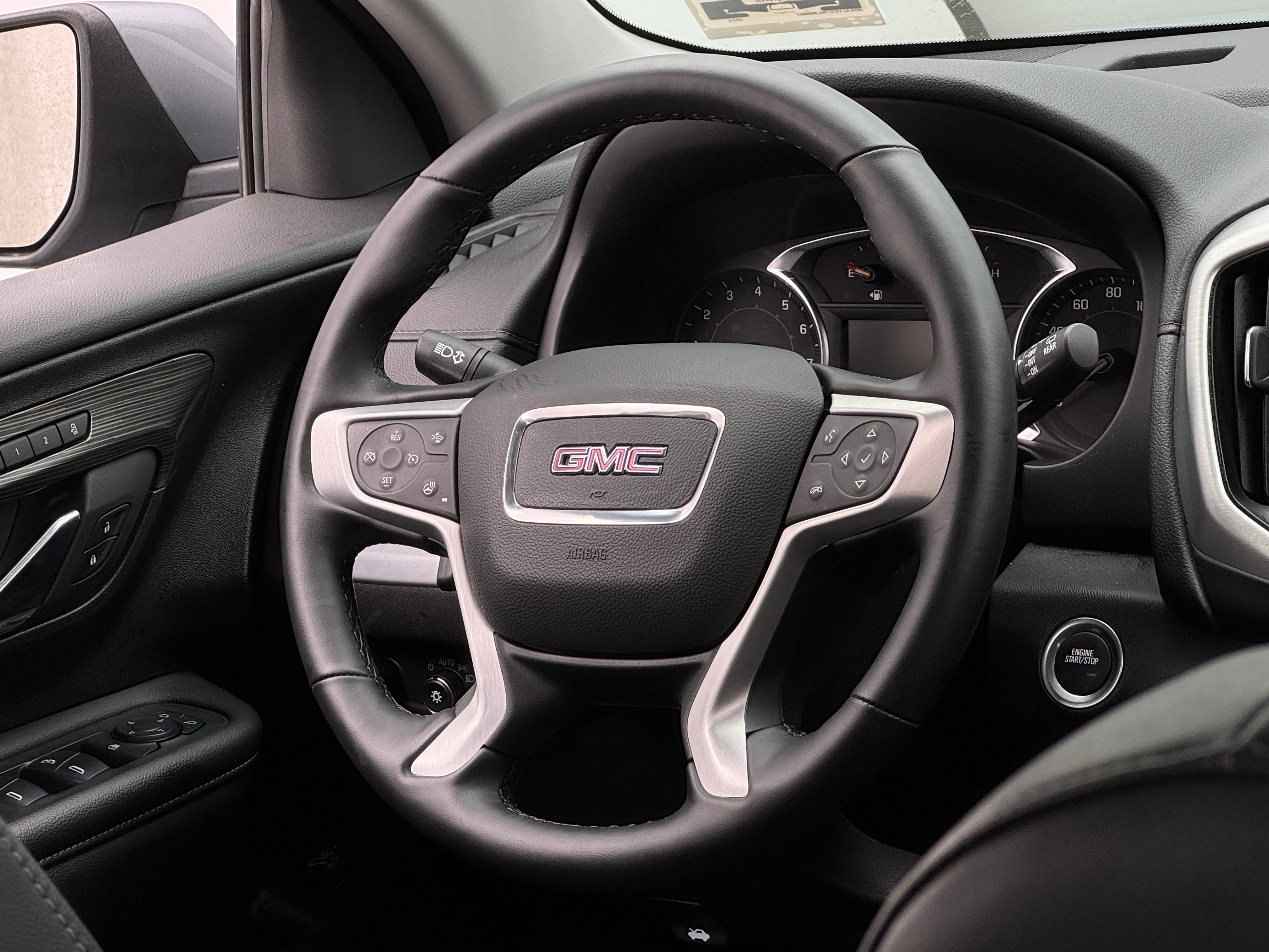 2024 GMC Terrain SLT 4