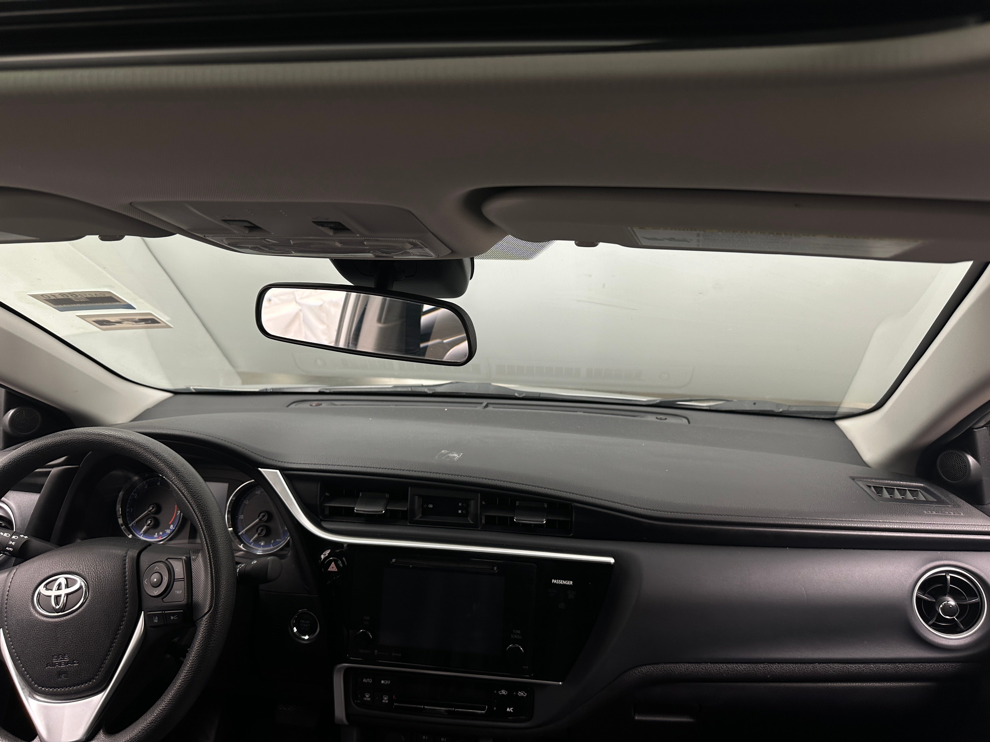 2017 Toyota Corolla XLE 3