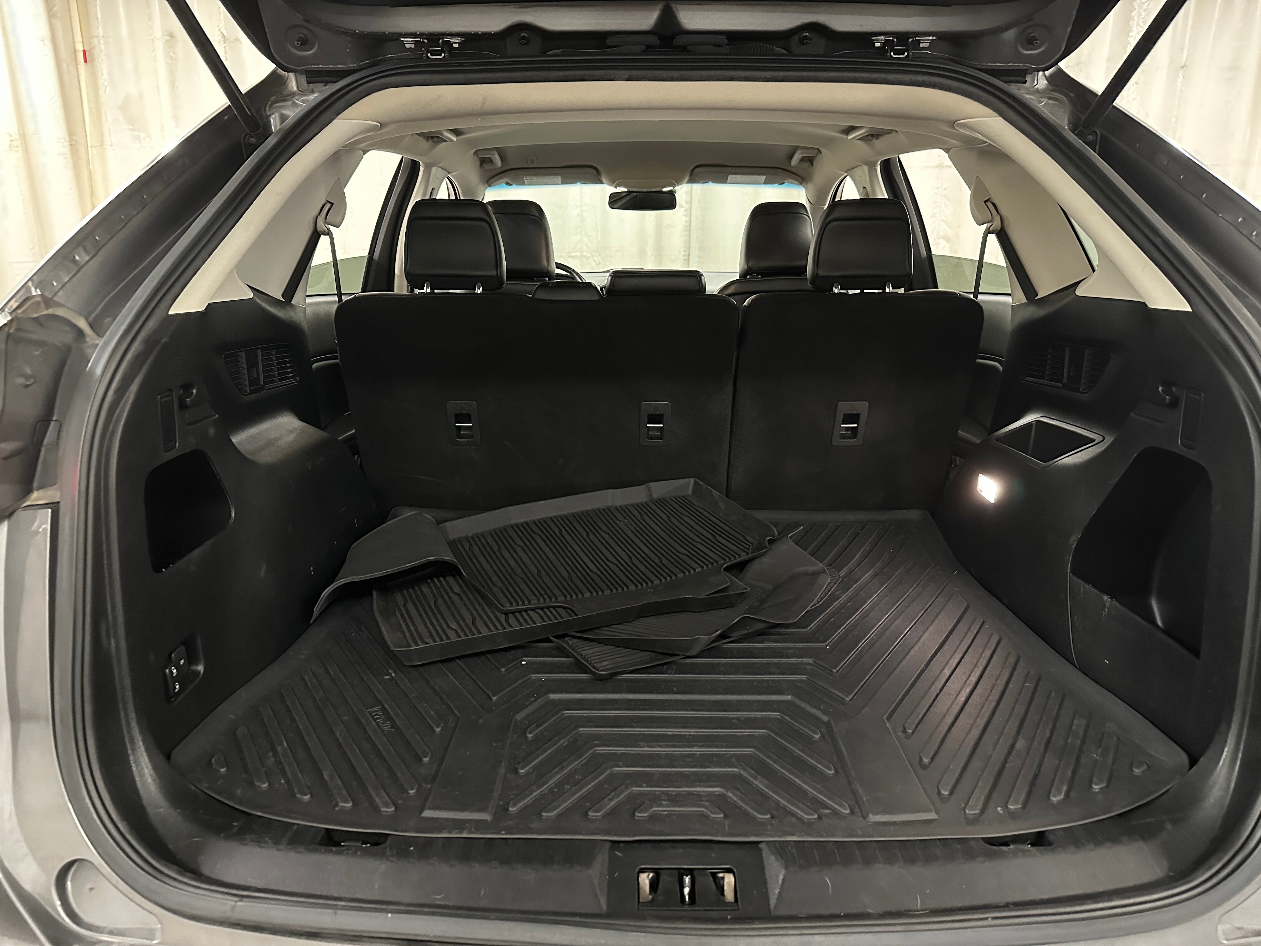 2022 Ford Edge SEL 6