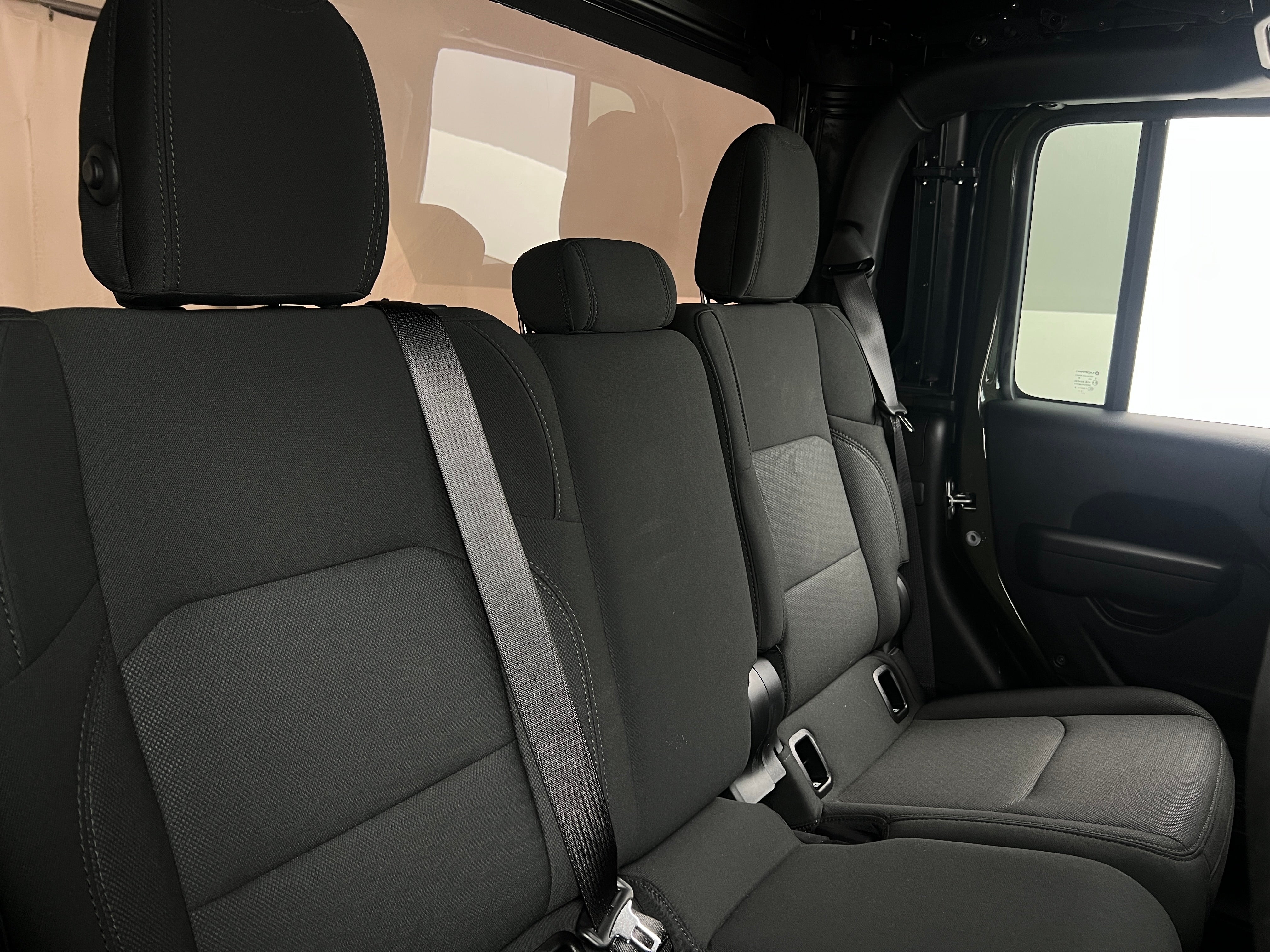 2022 Jeep Gladiator Sport S 6