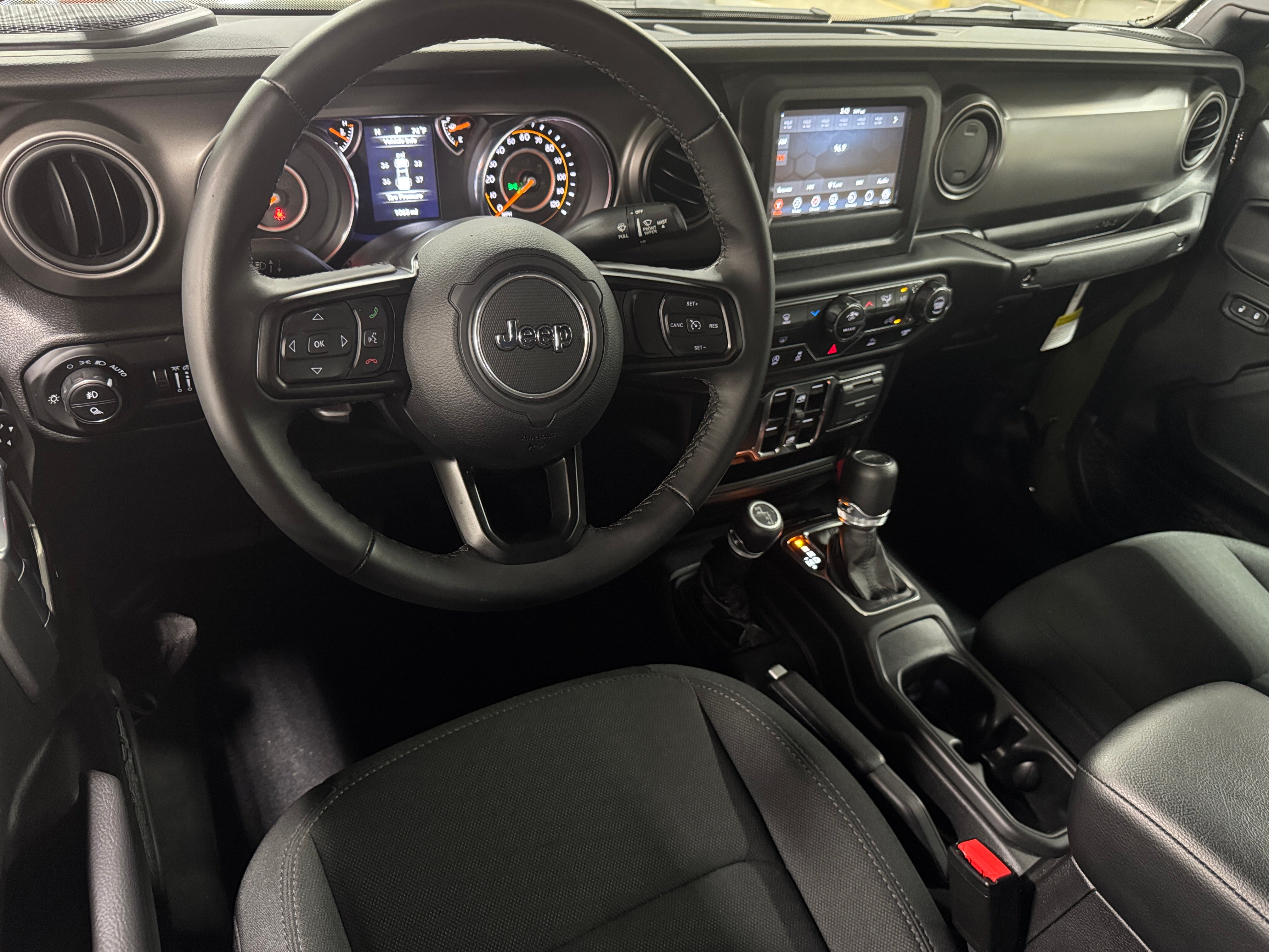 2022 Jeep Gladiator Sport S 3