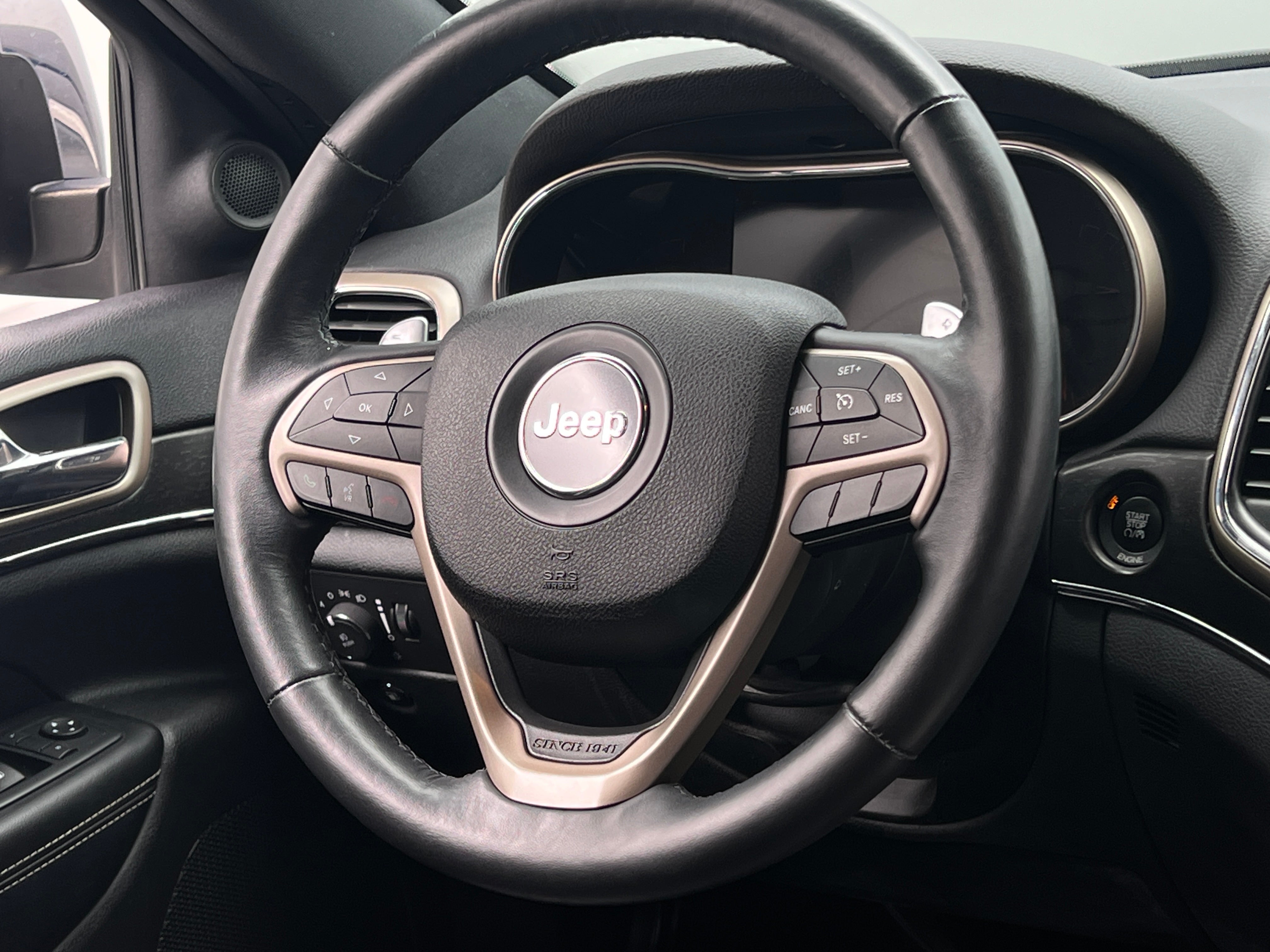 2015 Jeep Grand Cherokee Limited Edition 4