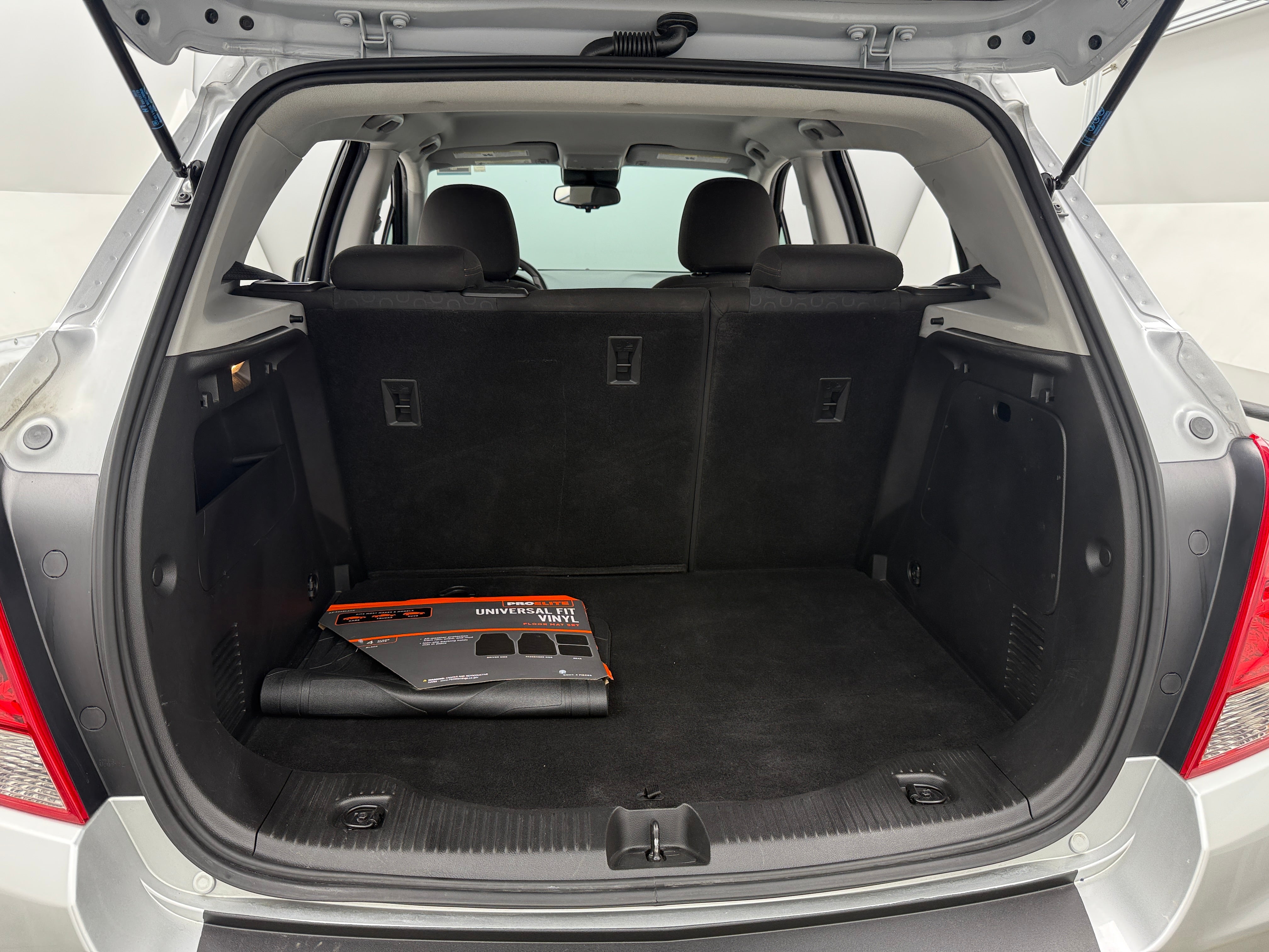 2020 Chevrolet Trax LS 7