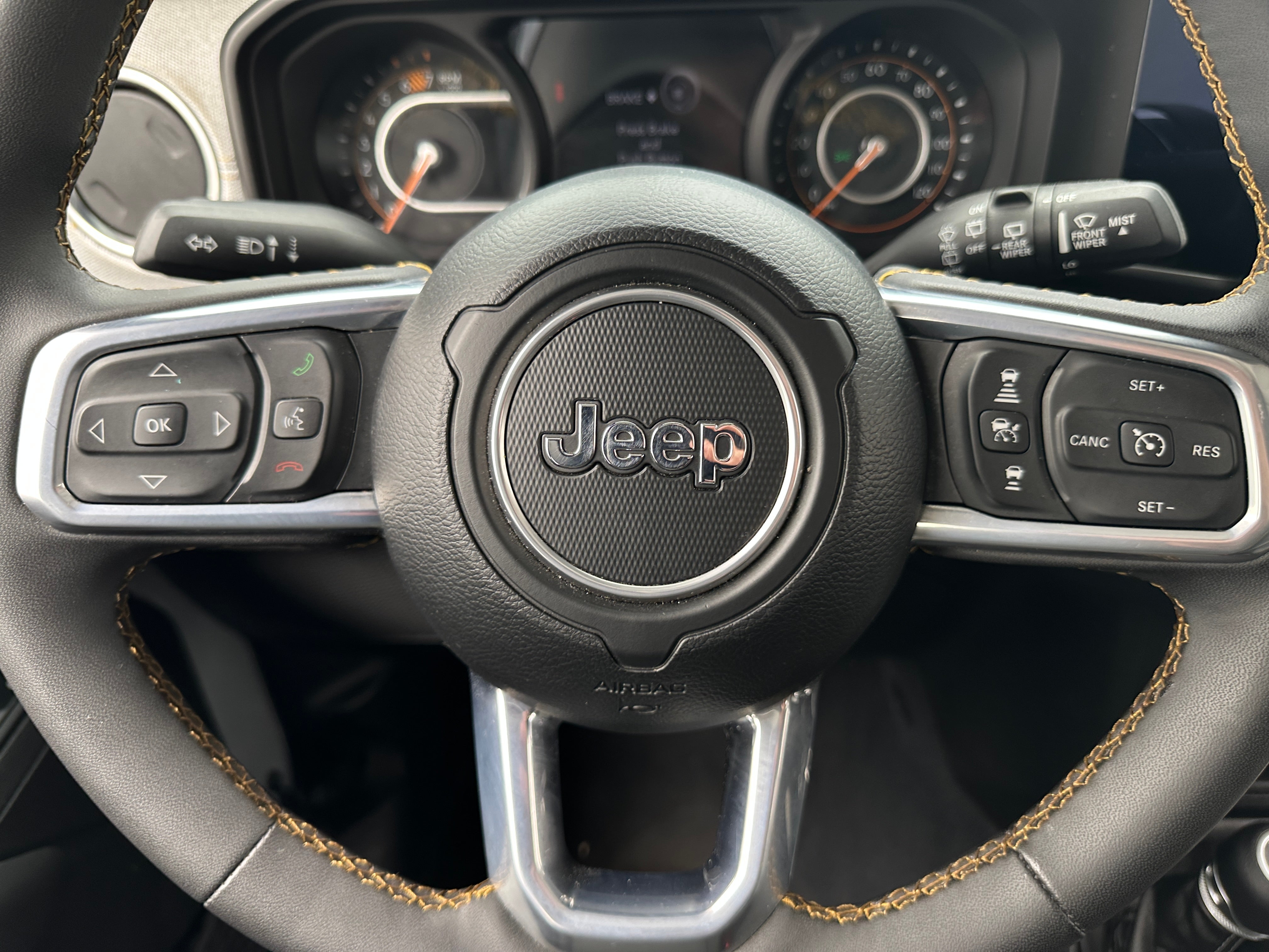 2024 Jeep Wrangler Sahara 5