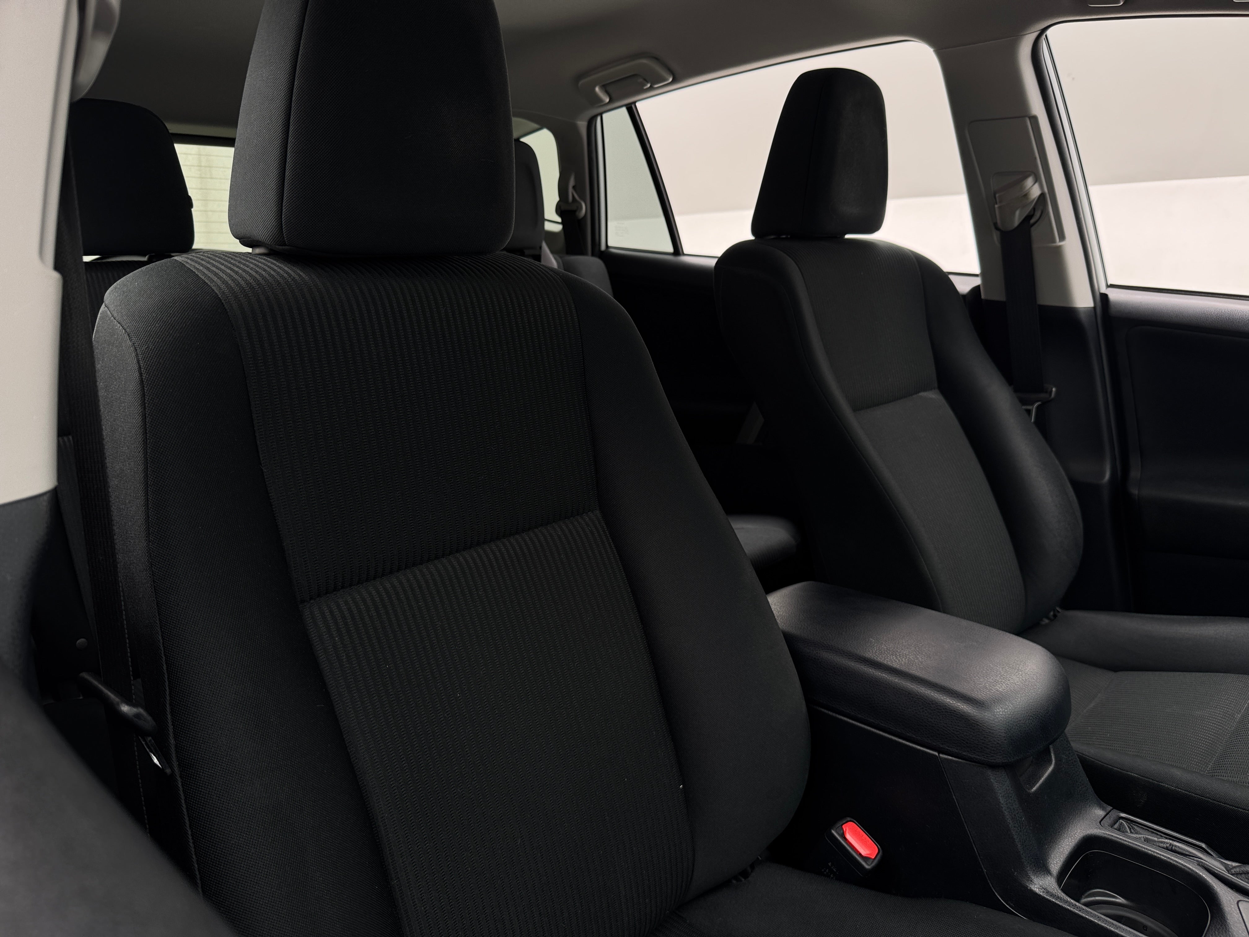 2017 Toyota RAV4 LE 2