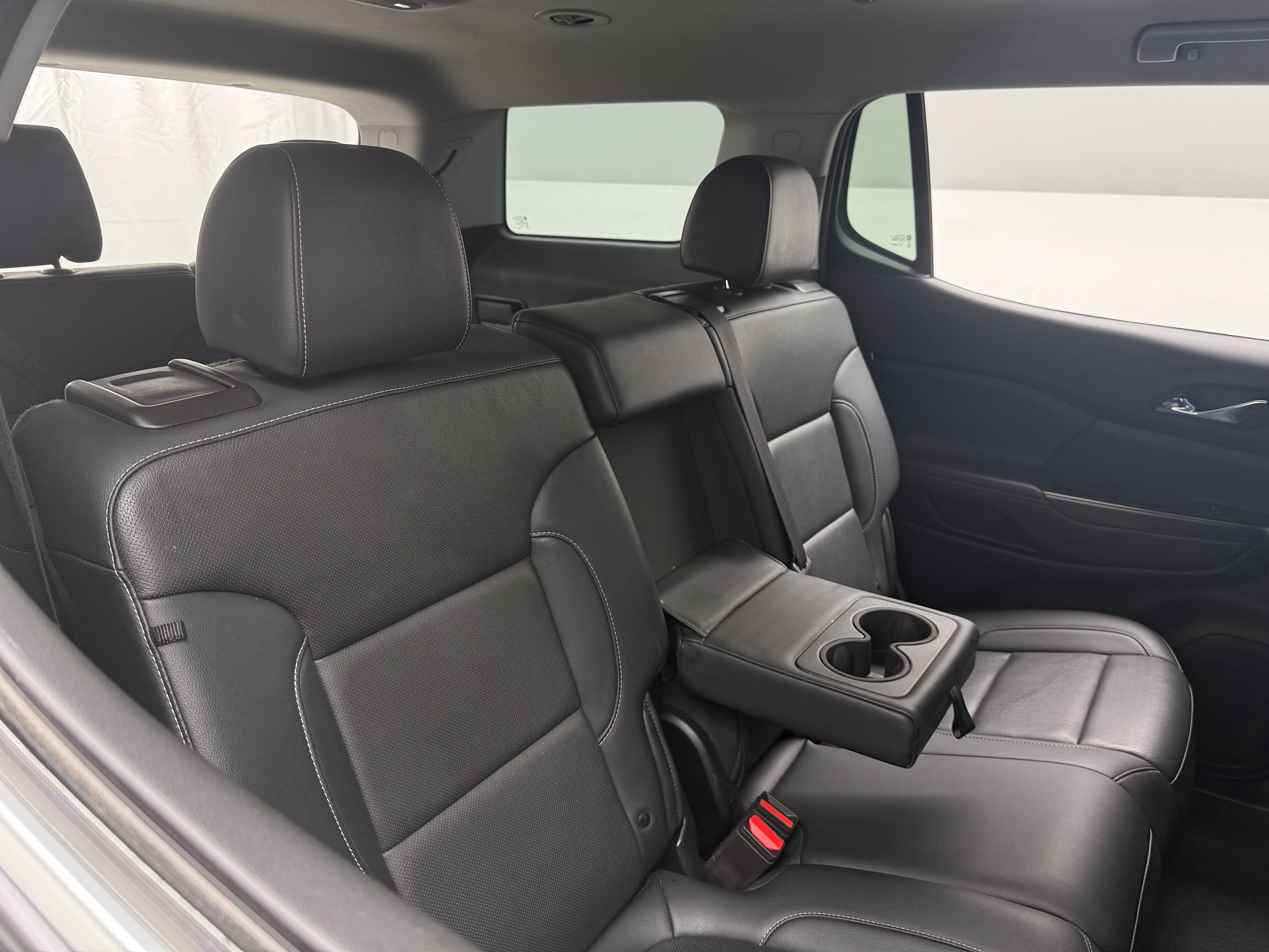 2023 GMC Acadia SLT 6