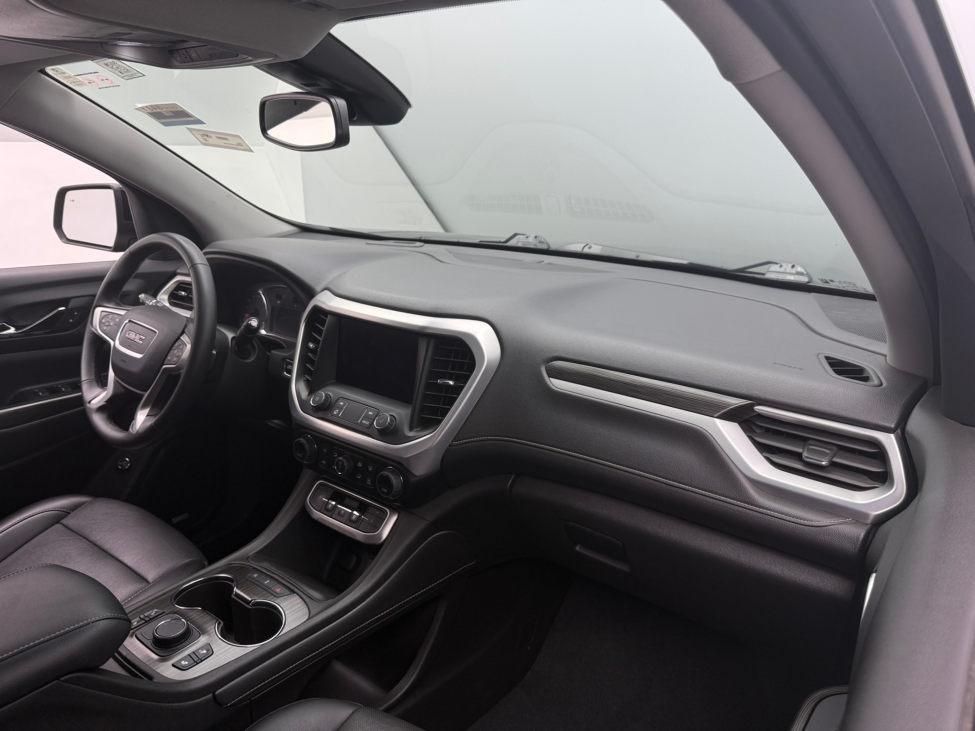 2023 GMC Acadia SLT 3