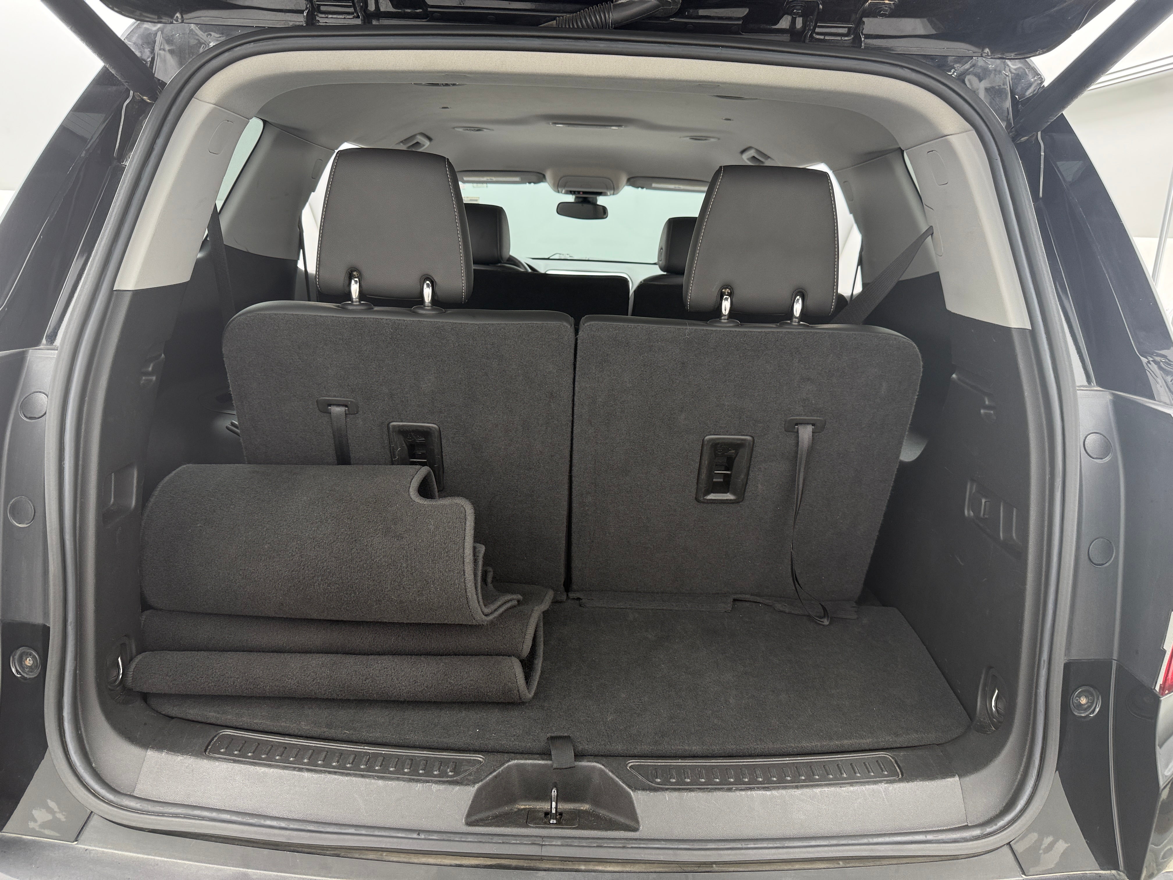 2023 GMC Acadia SLT 7