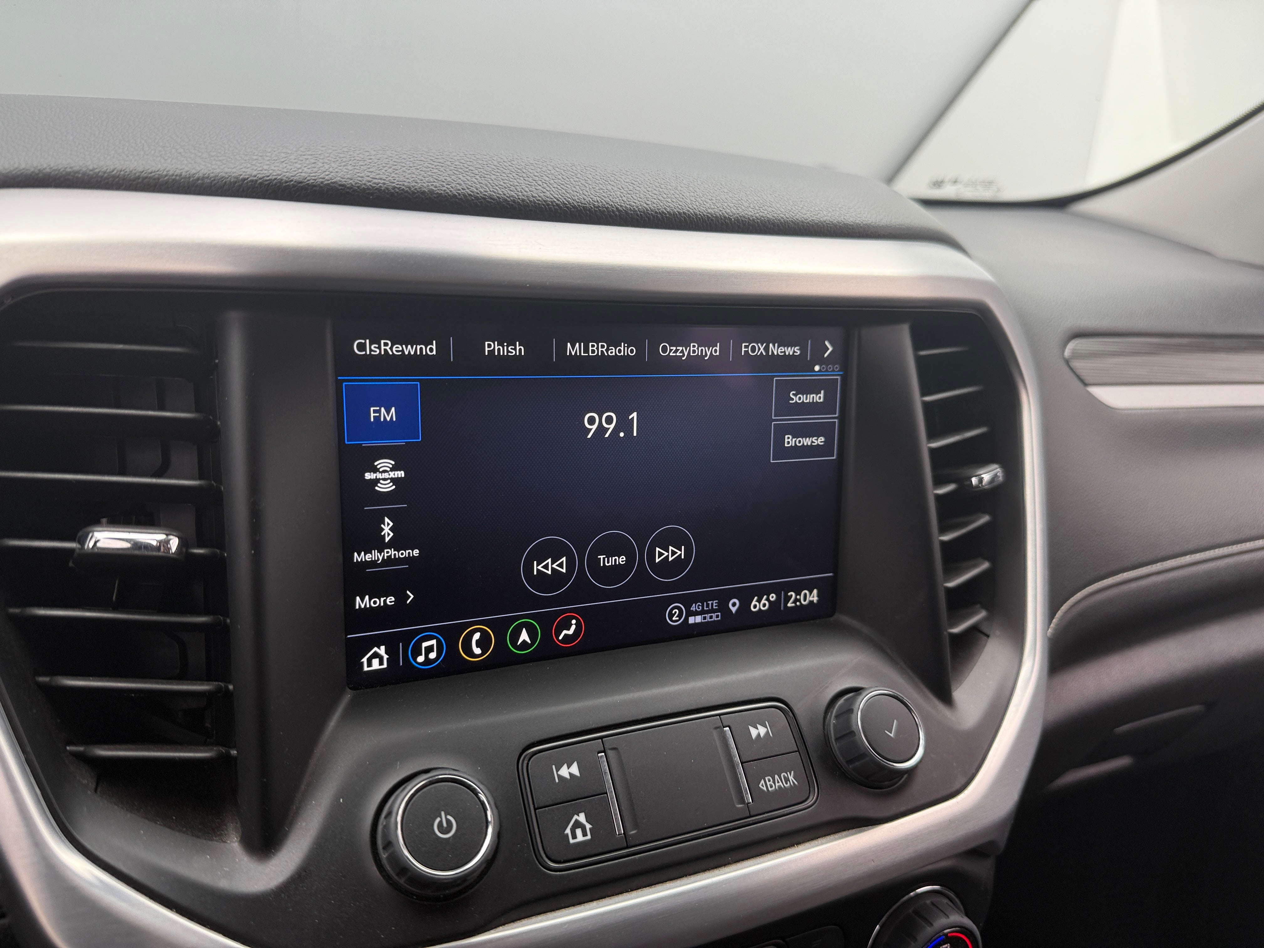 2023 GMC Acadia SLT 4