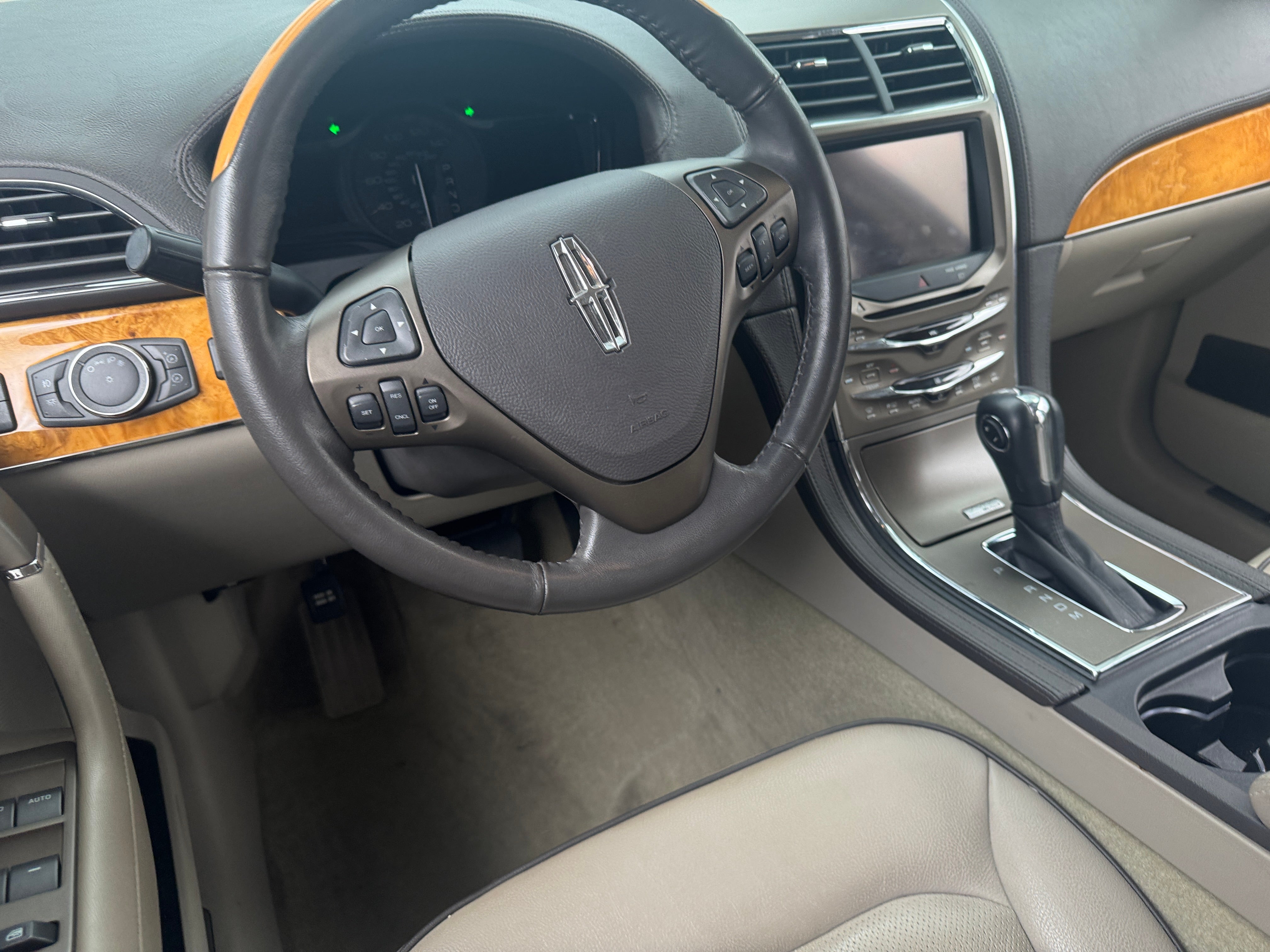 2012 Lincoln MKX  4