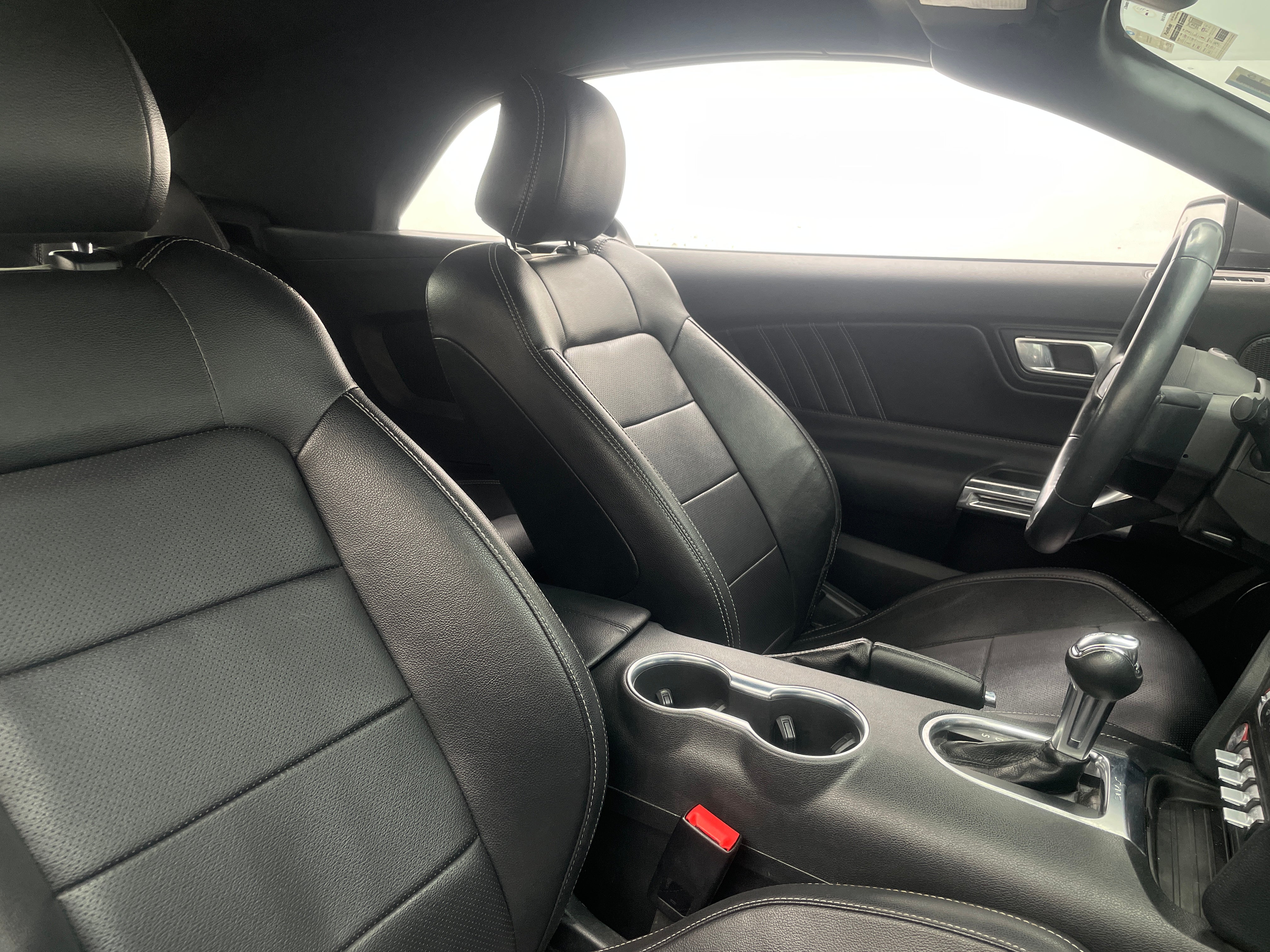 2023 Ford Mustang  2