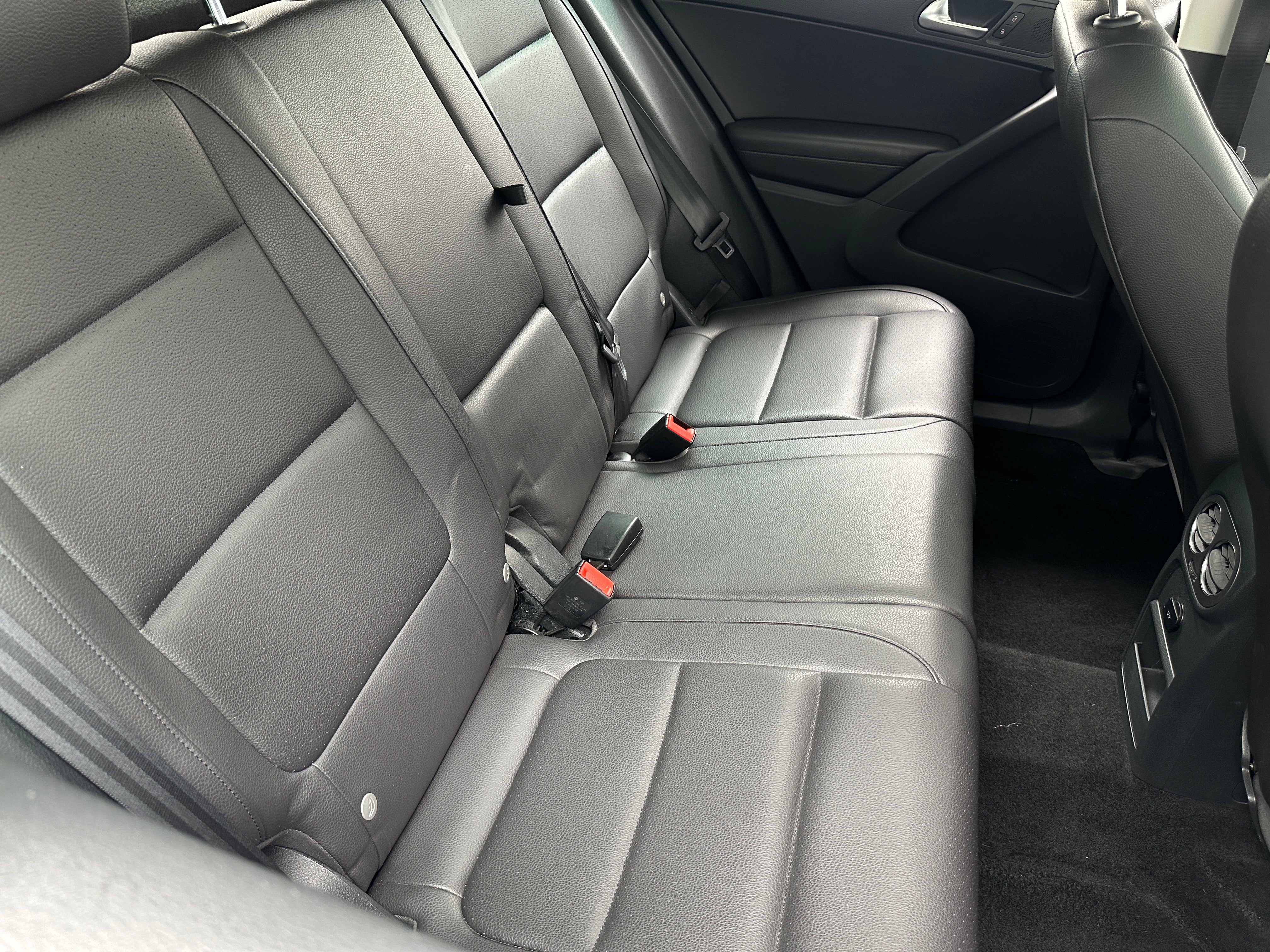 2013 Volkswagen Tiguan 2.0T 6
