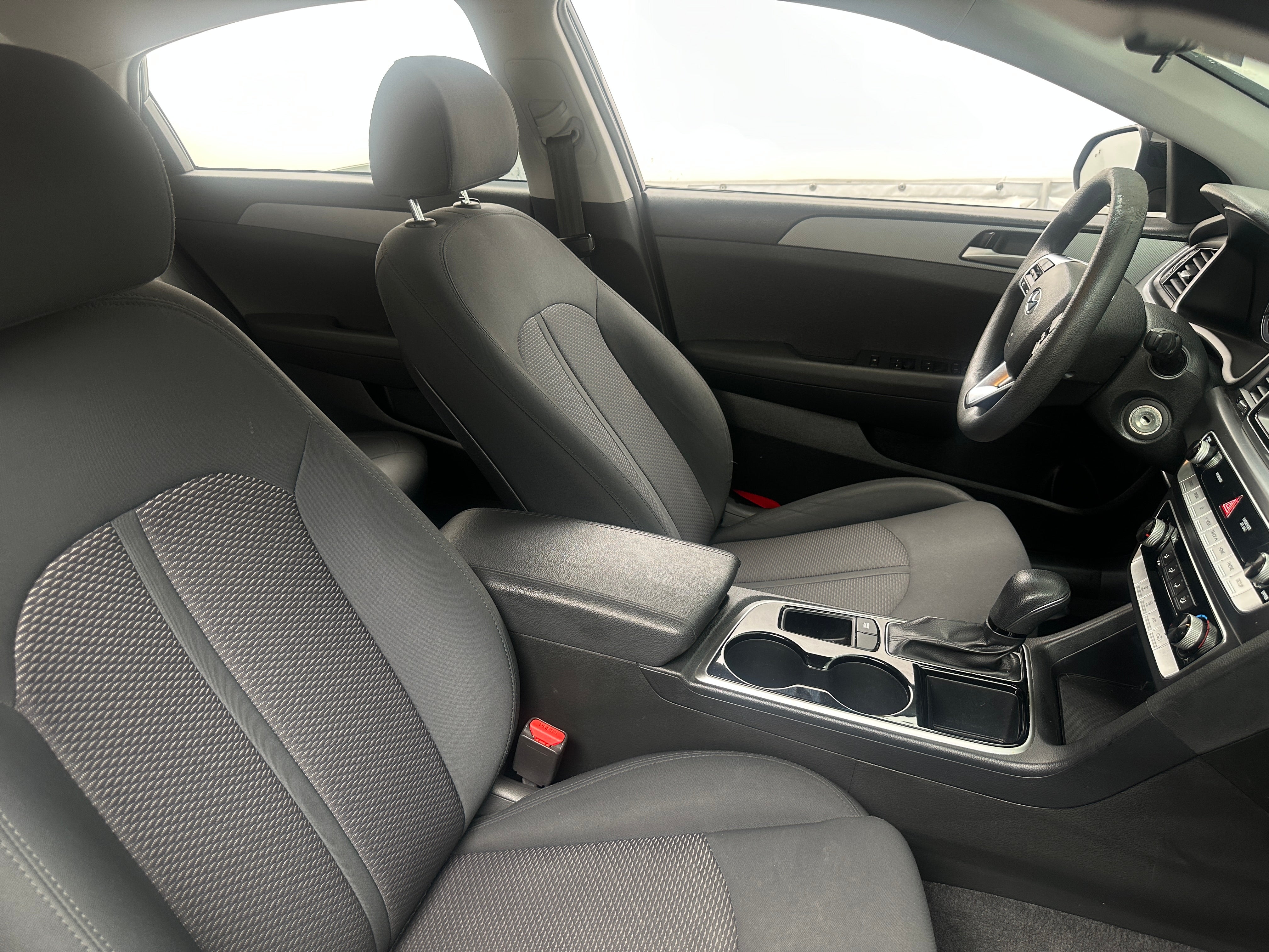 2019 Hyundai Sonata SE 2