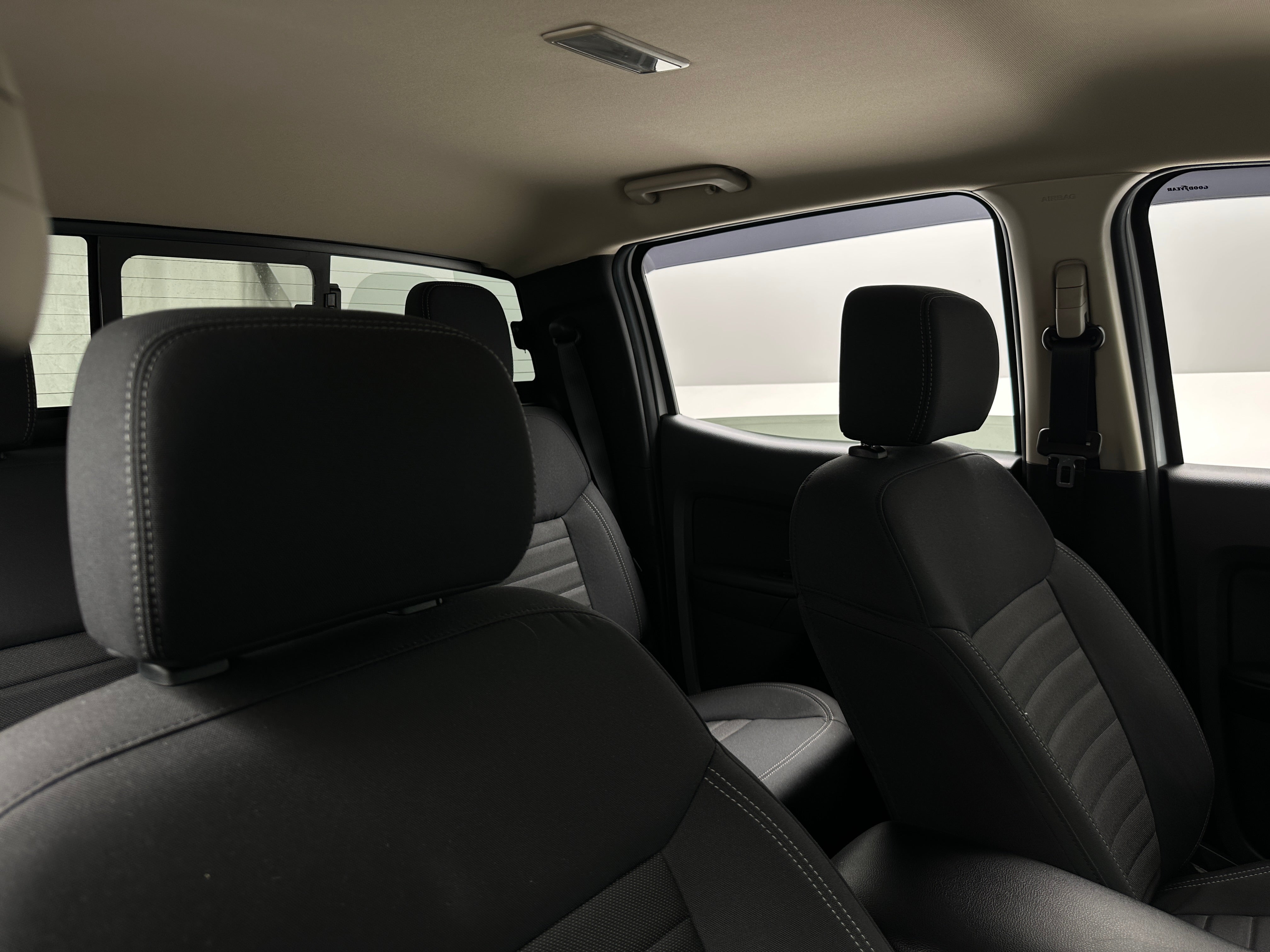 2023 Ford Ranger XLT 2