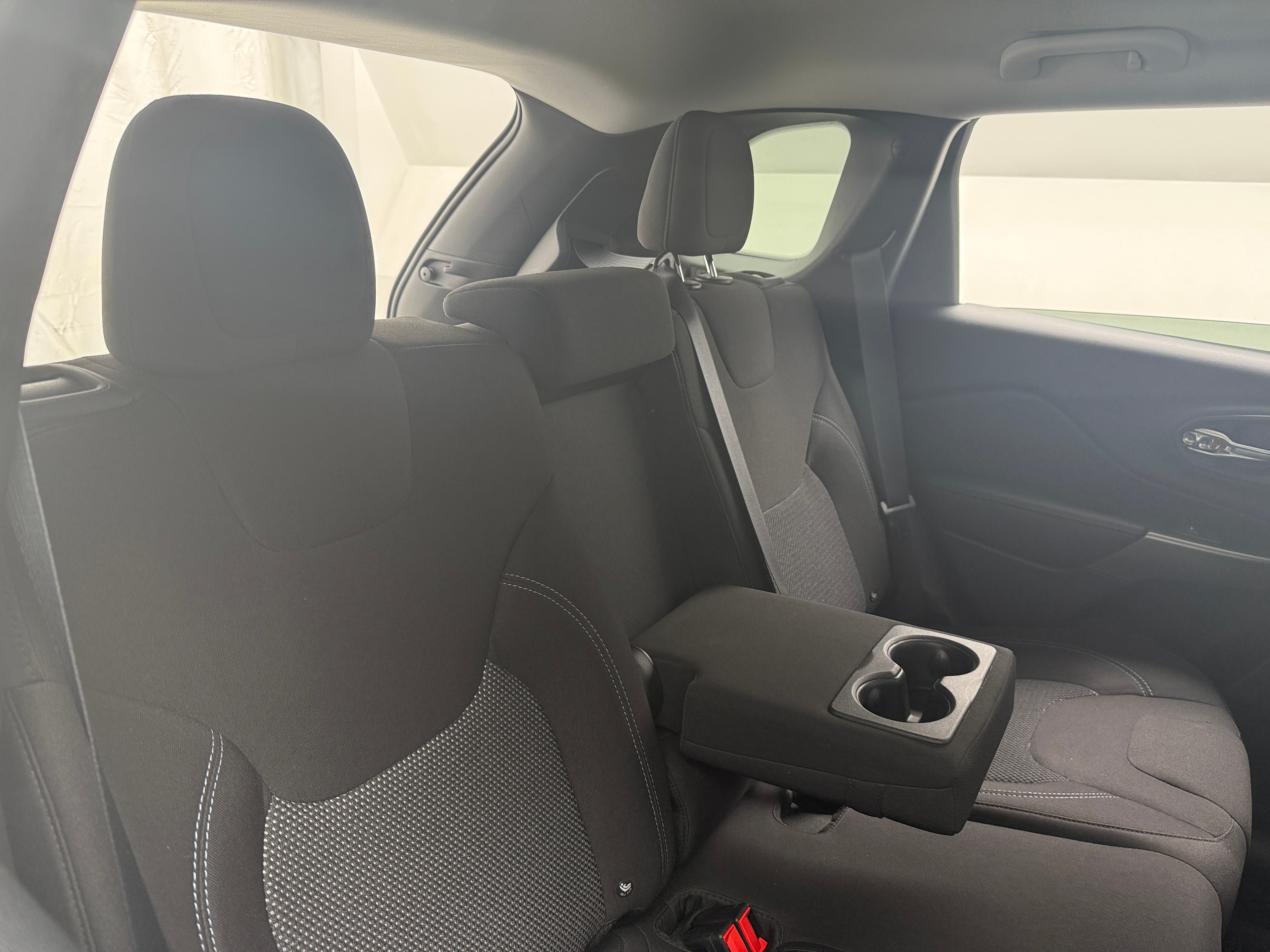 2019 Jeep Cherokee Latitude 6