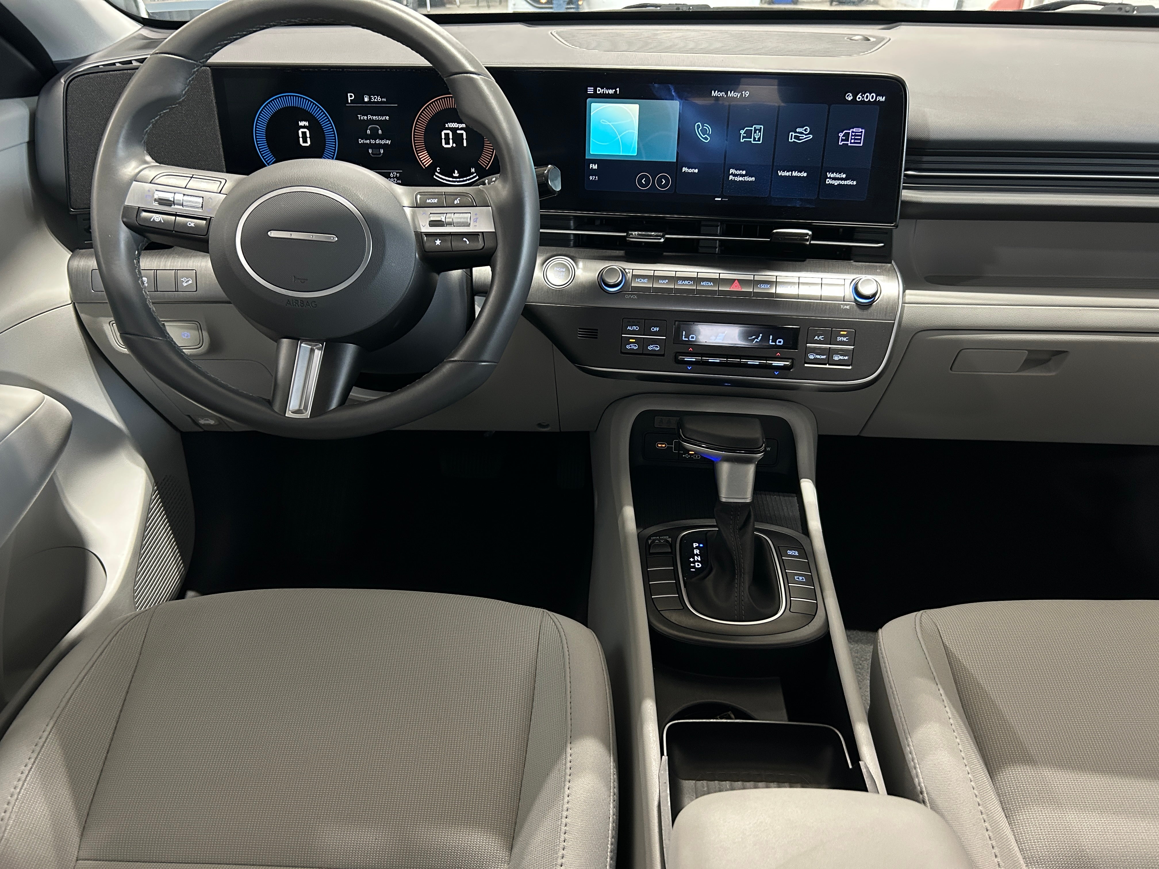 2024 Hyundai Kona SEL 3
