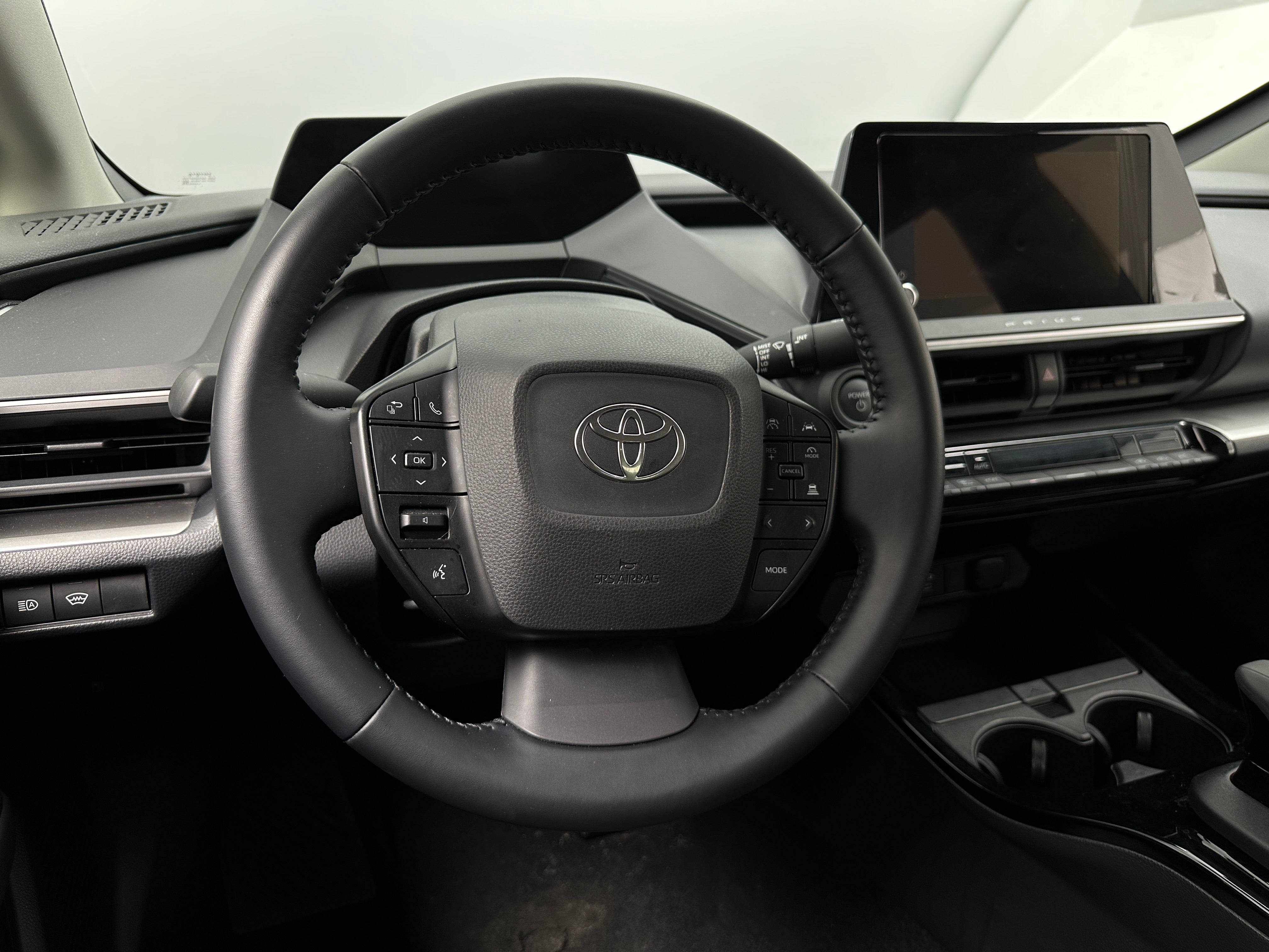 2024 Toyota Prius LE 5