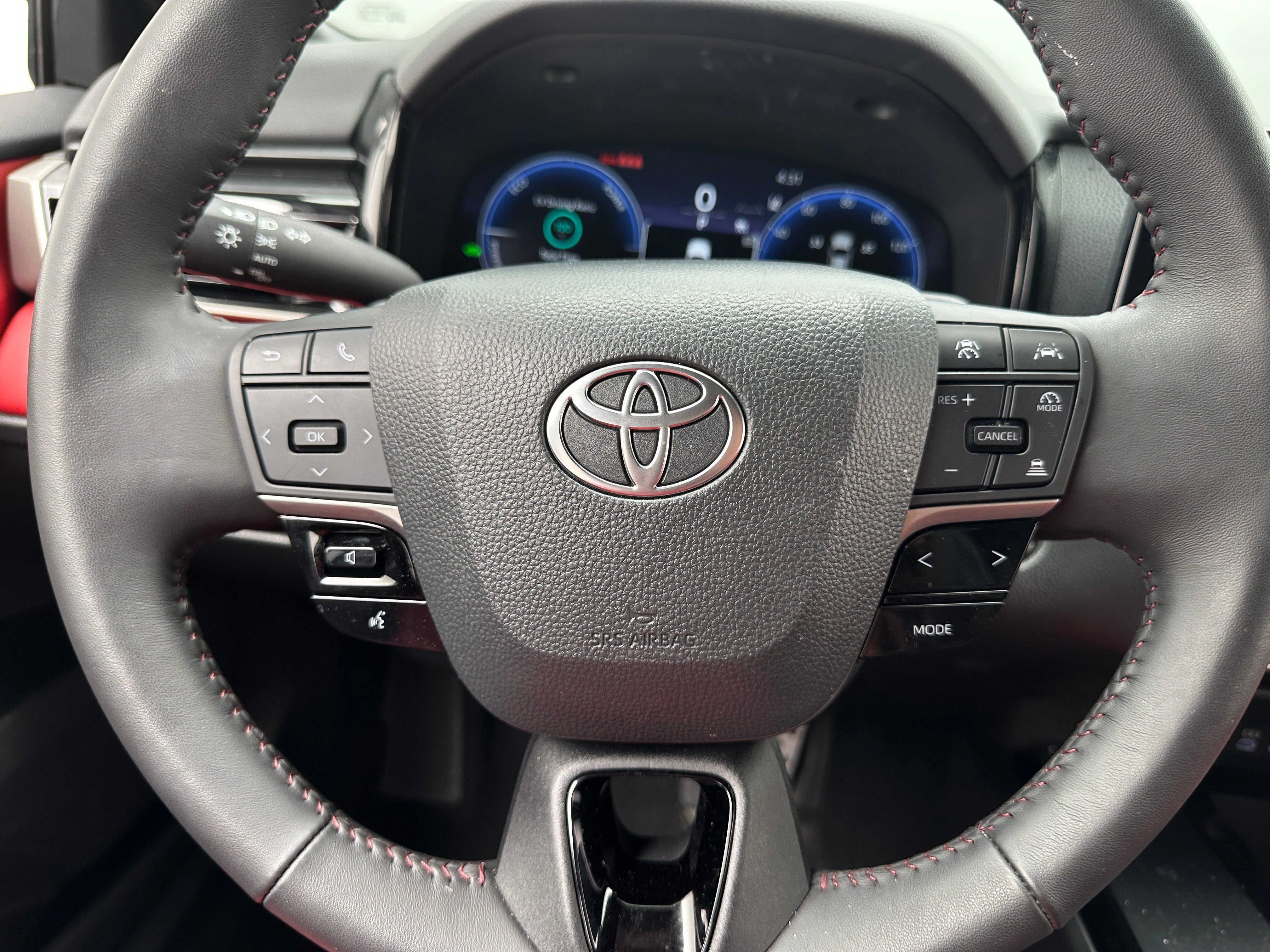 2025 Toyota Camry XSE 4