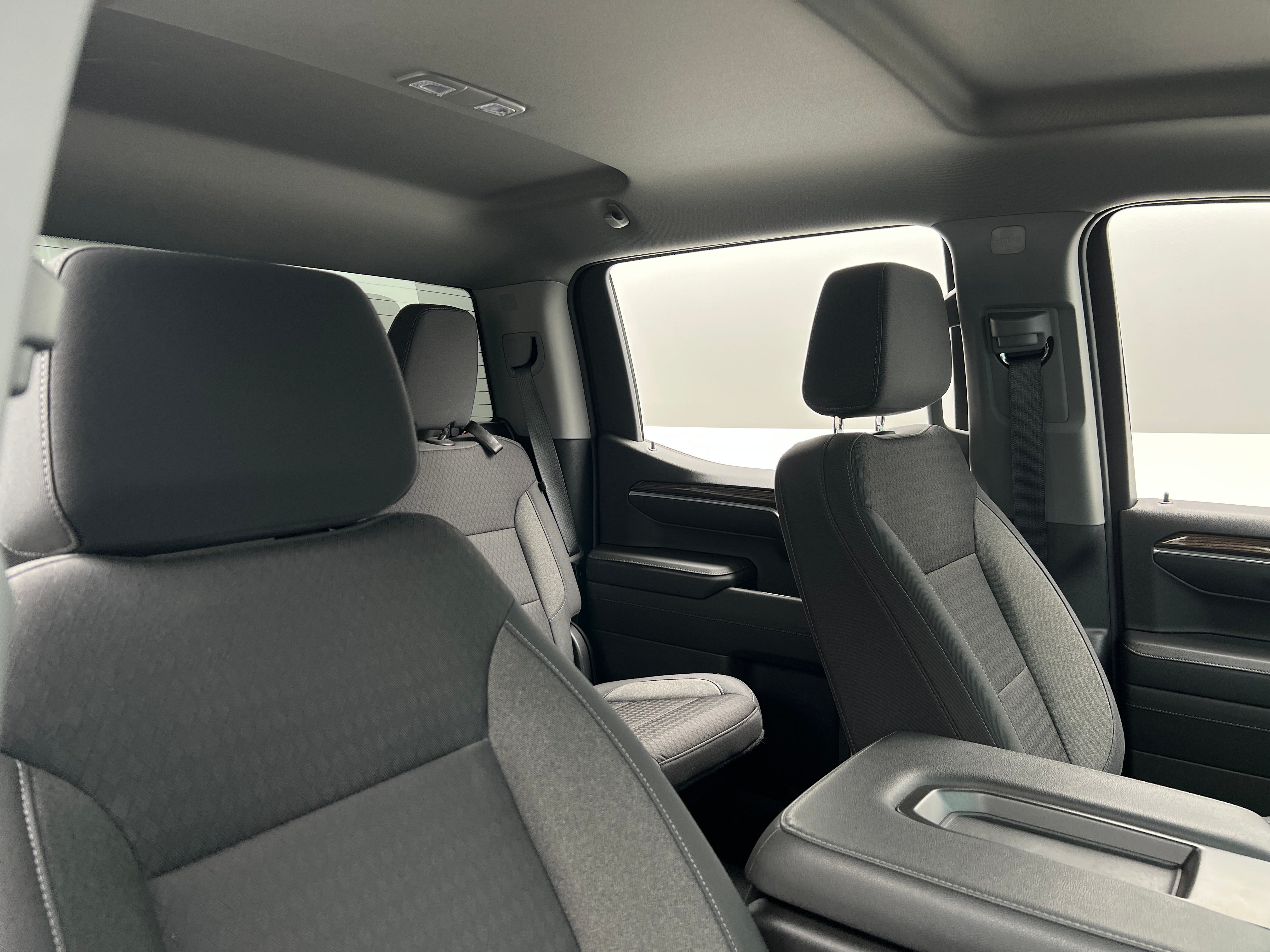 2022 Chevrolet Silverado 1500 RST 2