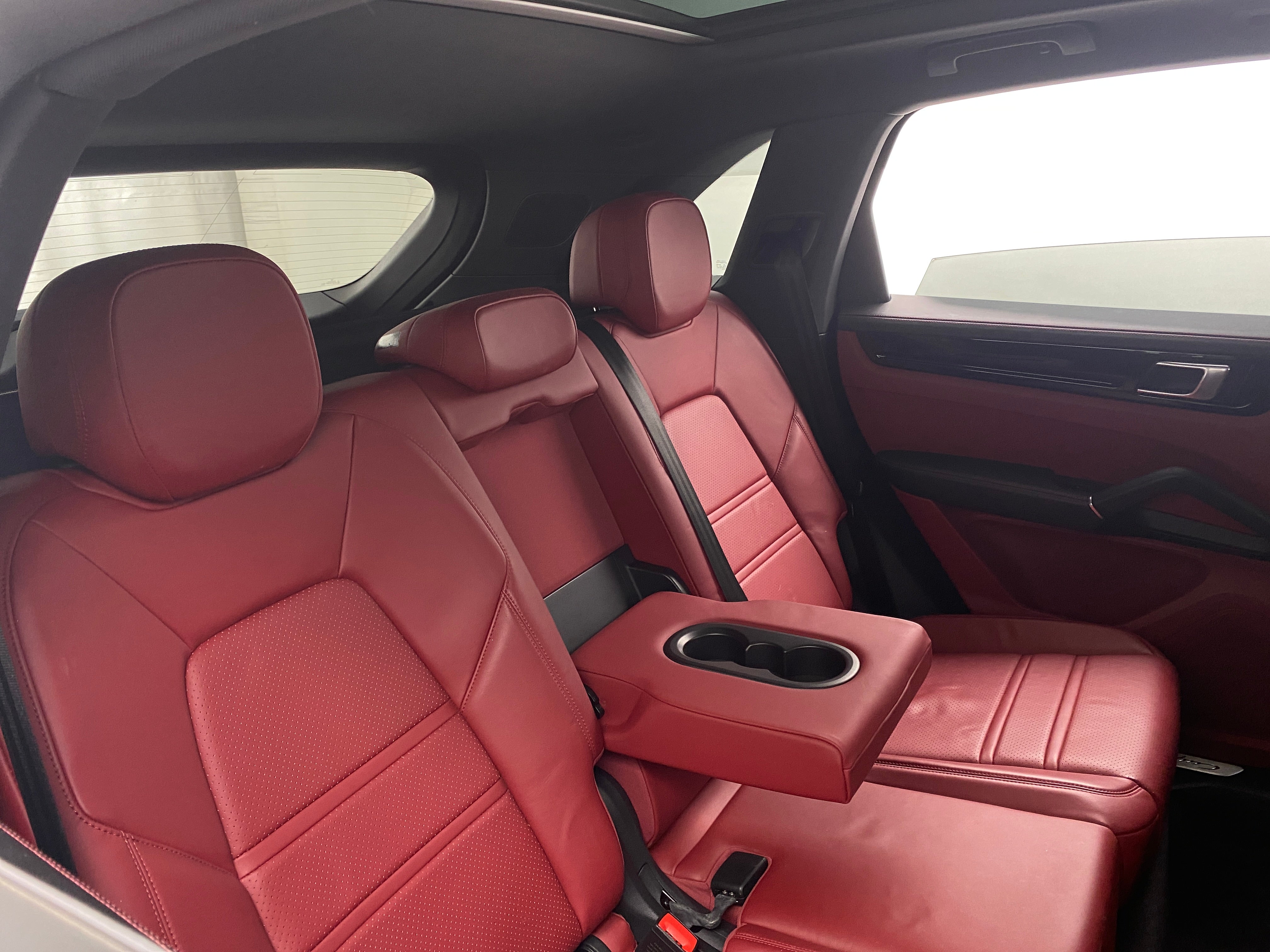 2020 Porsche Cayenne Base 5