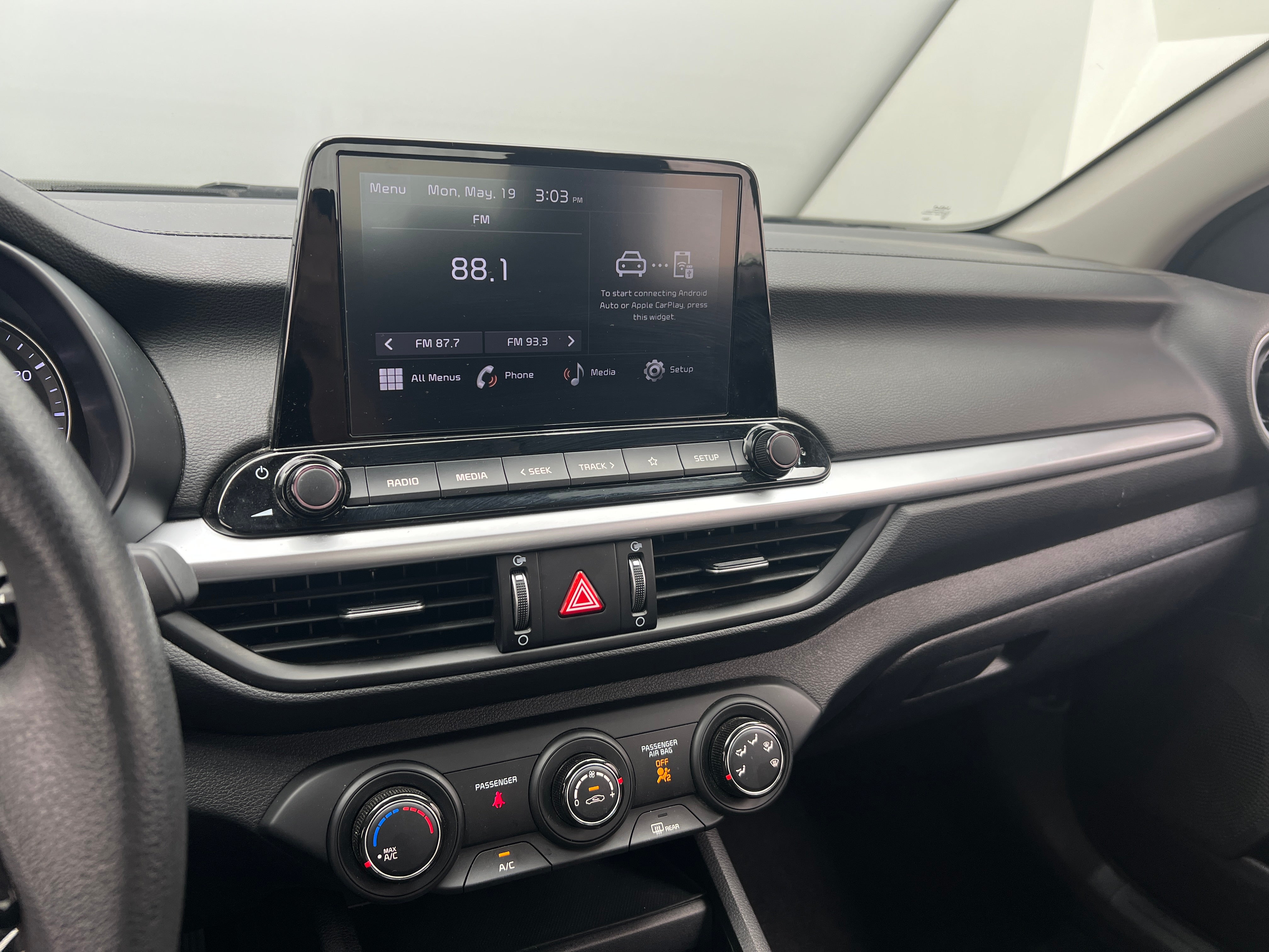 2024 Kia Forte LXS 4