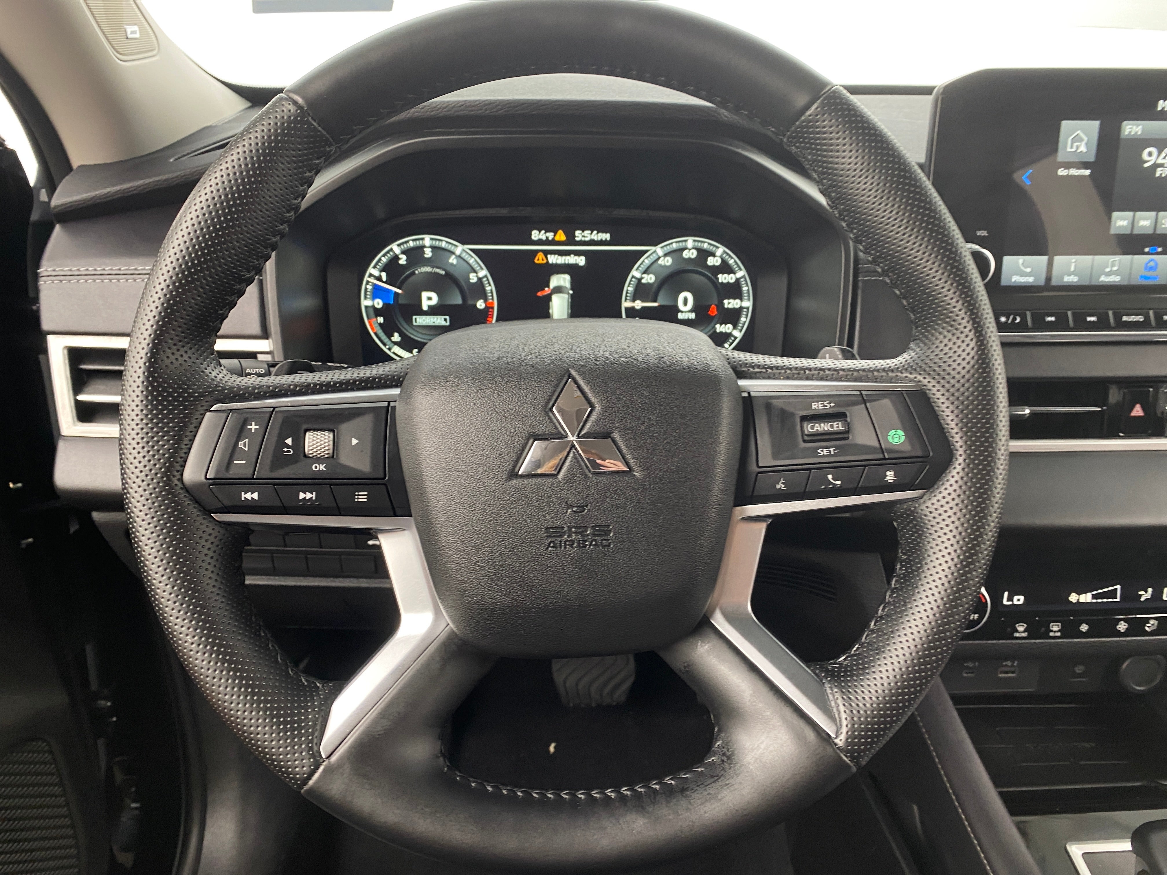 2024 Mitsubishi Outlander SE 5