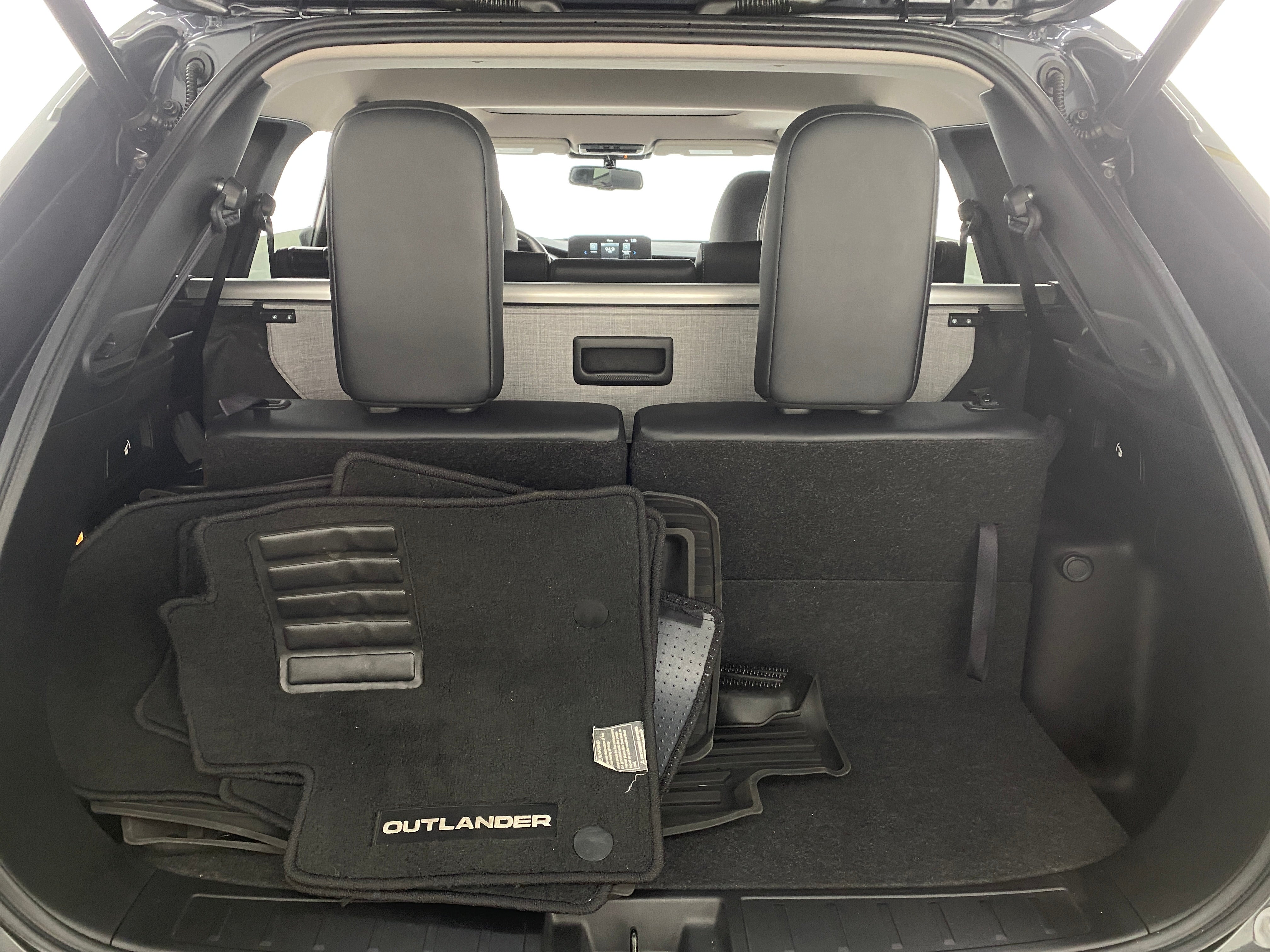 2024 Mitsubishi Outlander SE 7