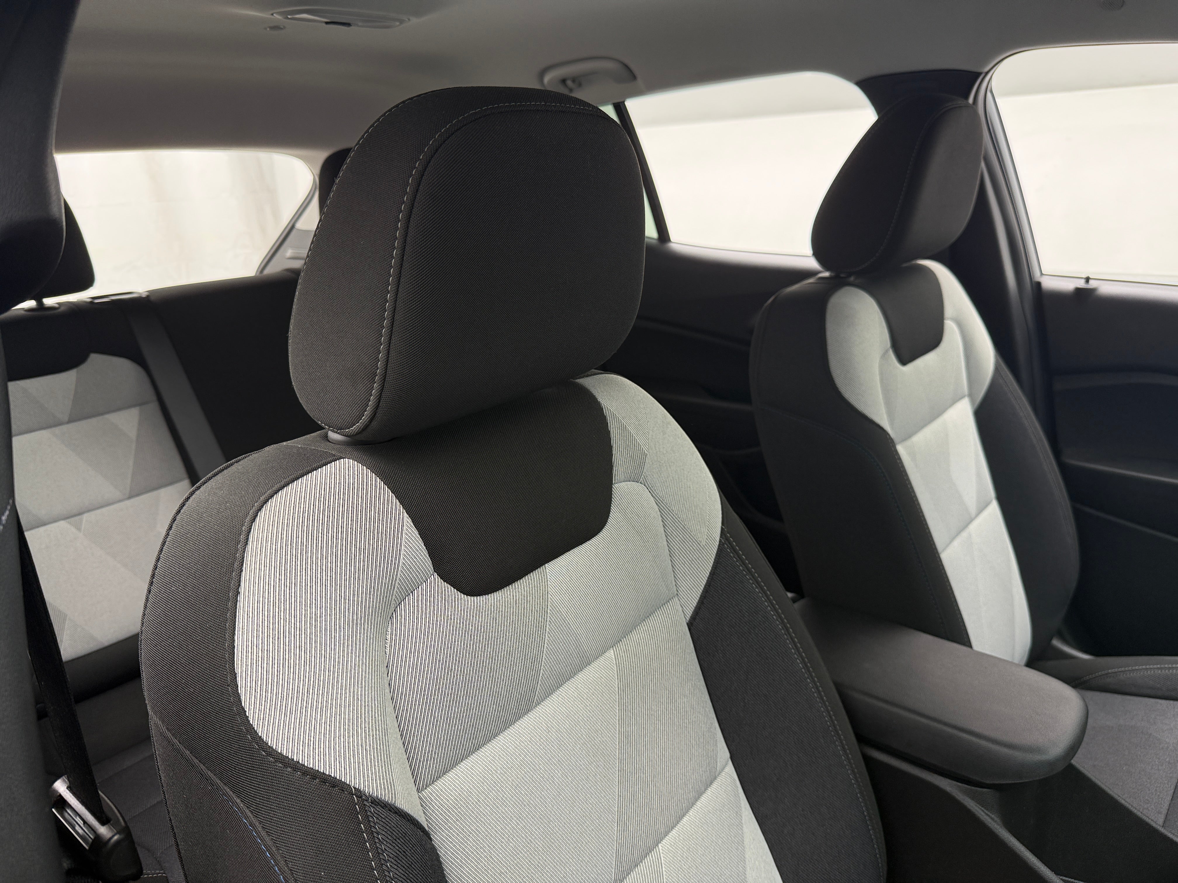 2024 Chevrolet Trax LS 2