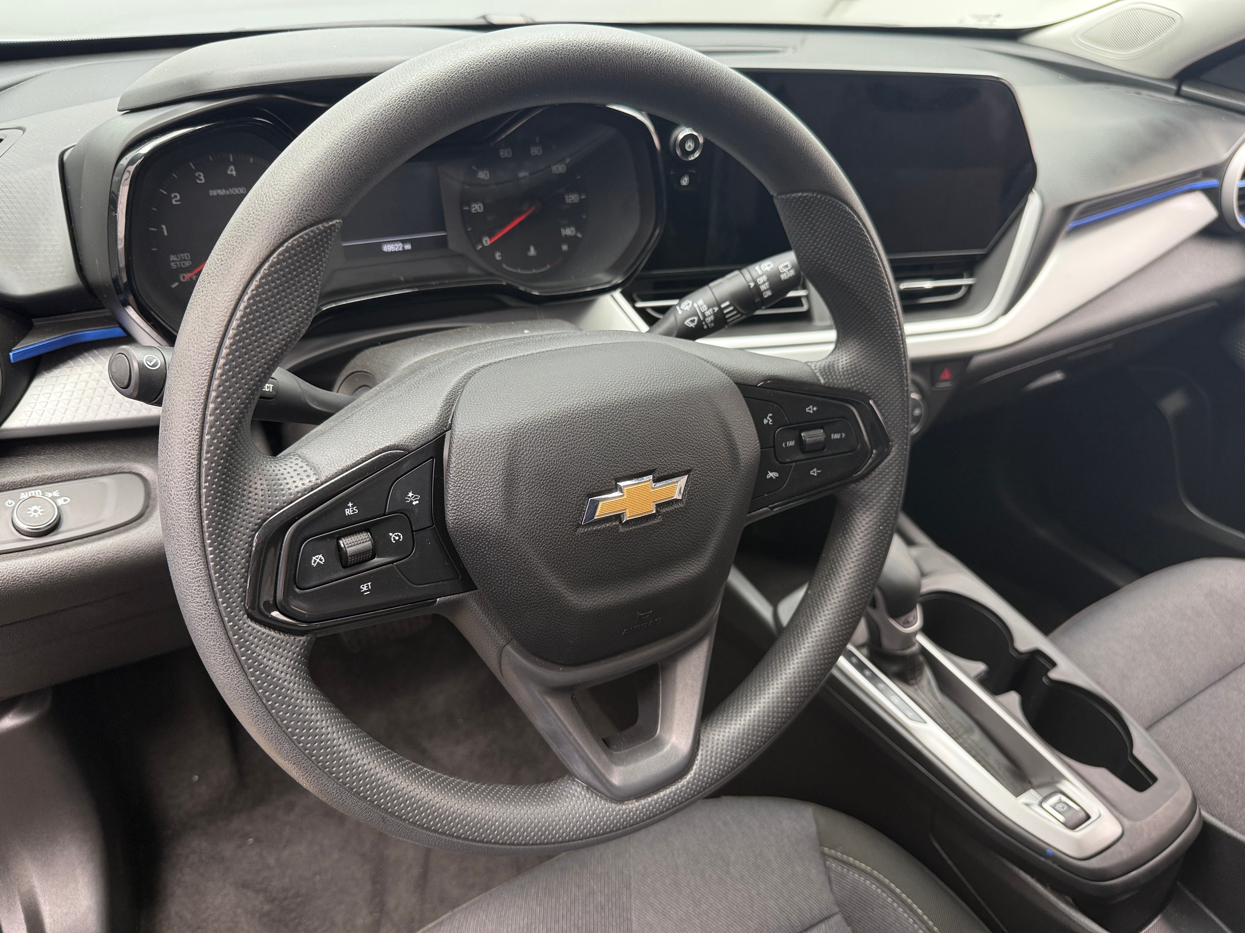 2024 Chevrolet Trax LS 5