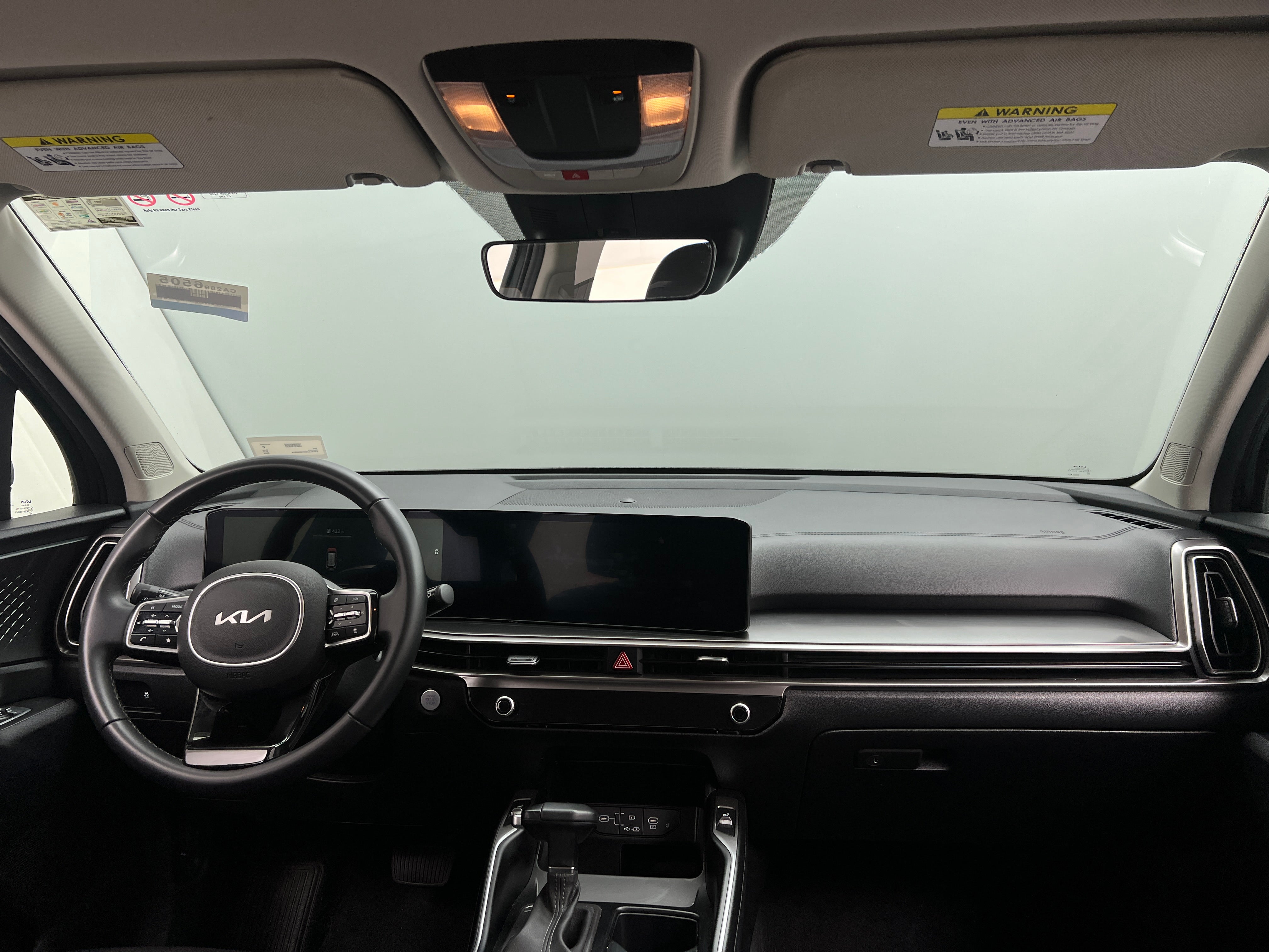 2024 Kia Sorento S 2