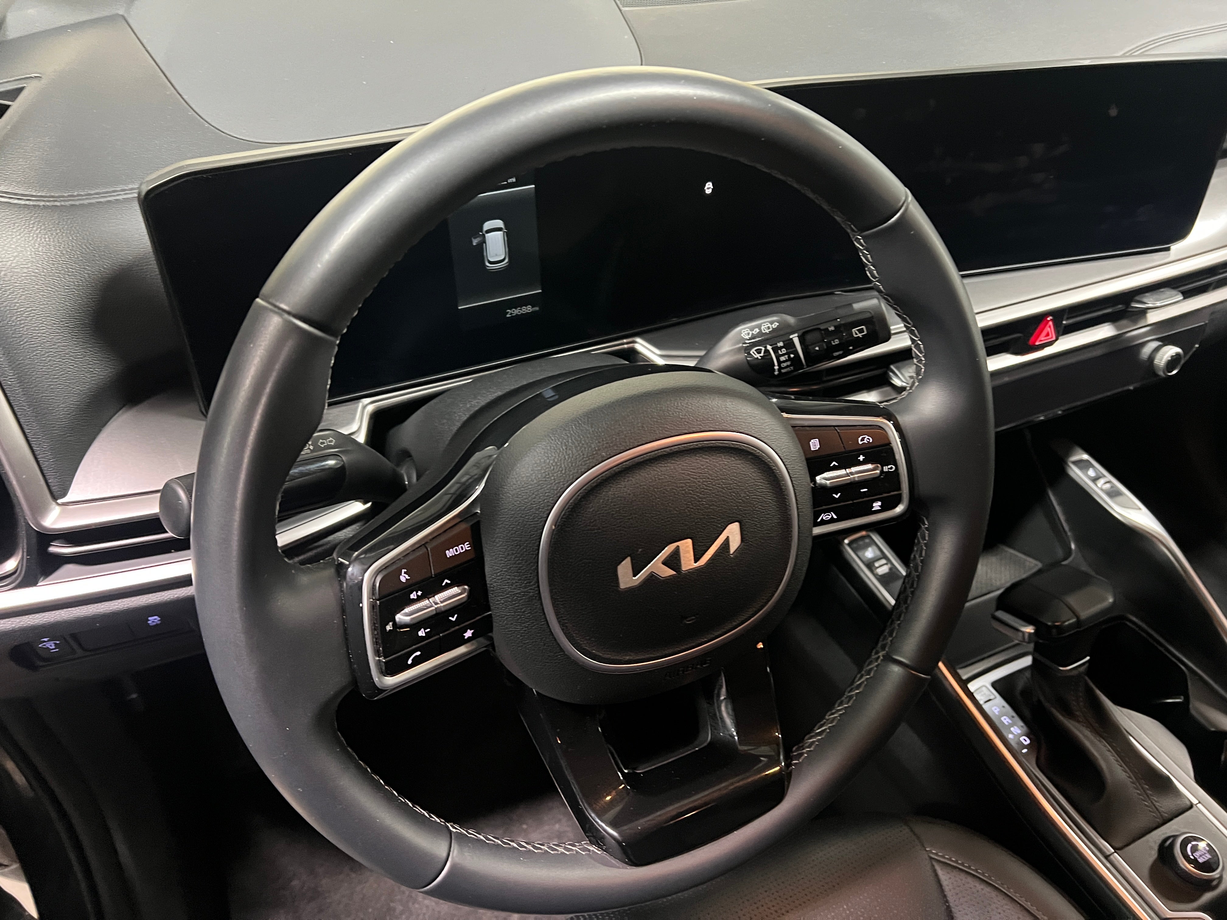 2024 Kia Sorento S 4