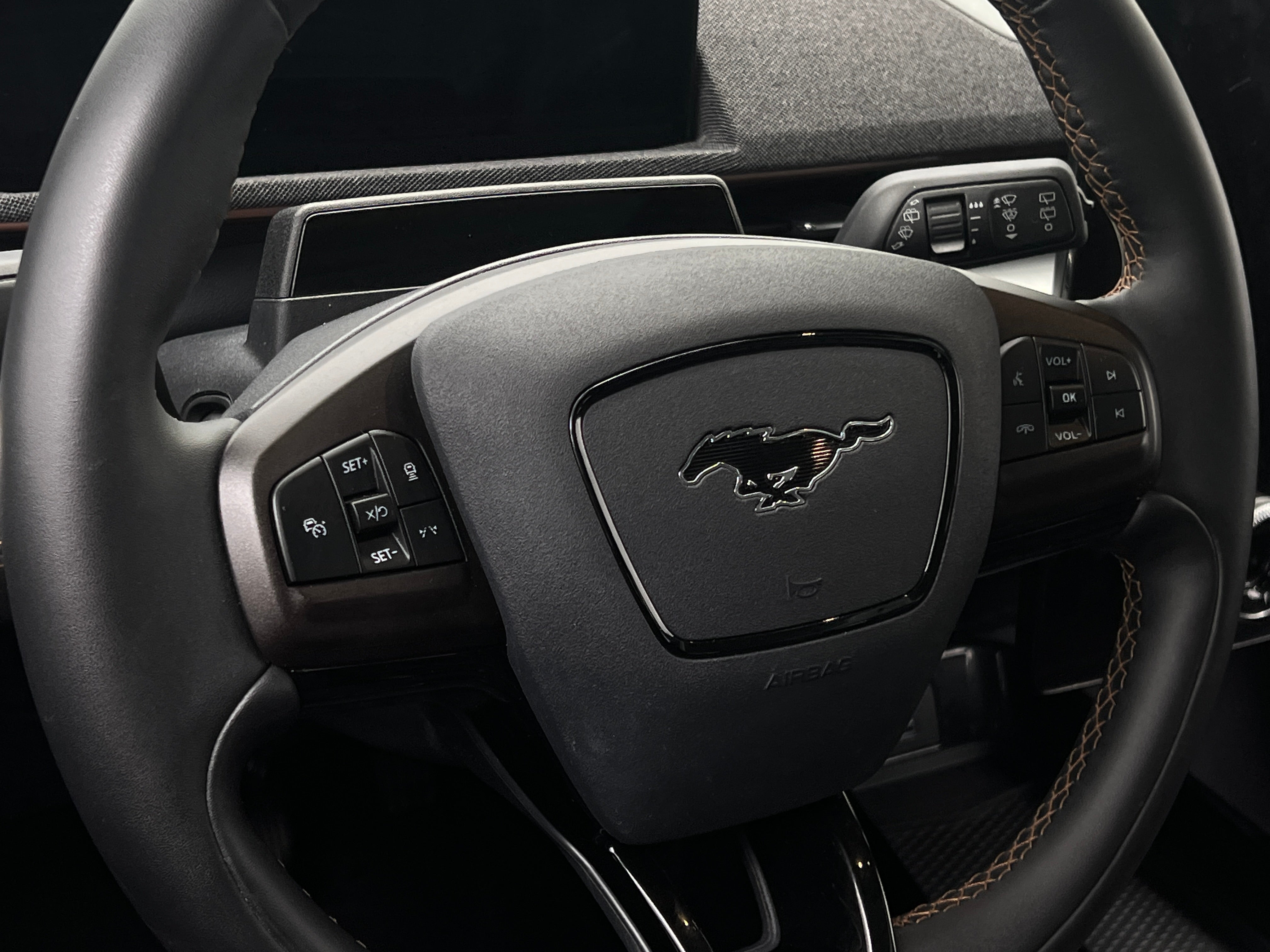 2023 Ford Mustang Mach-E GT 4