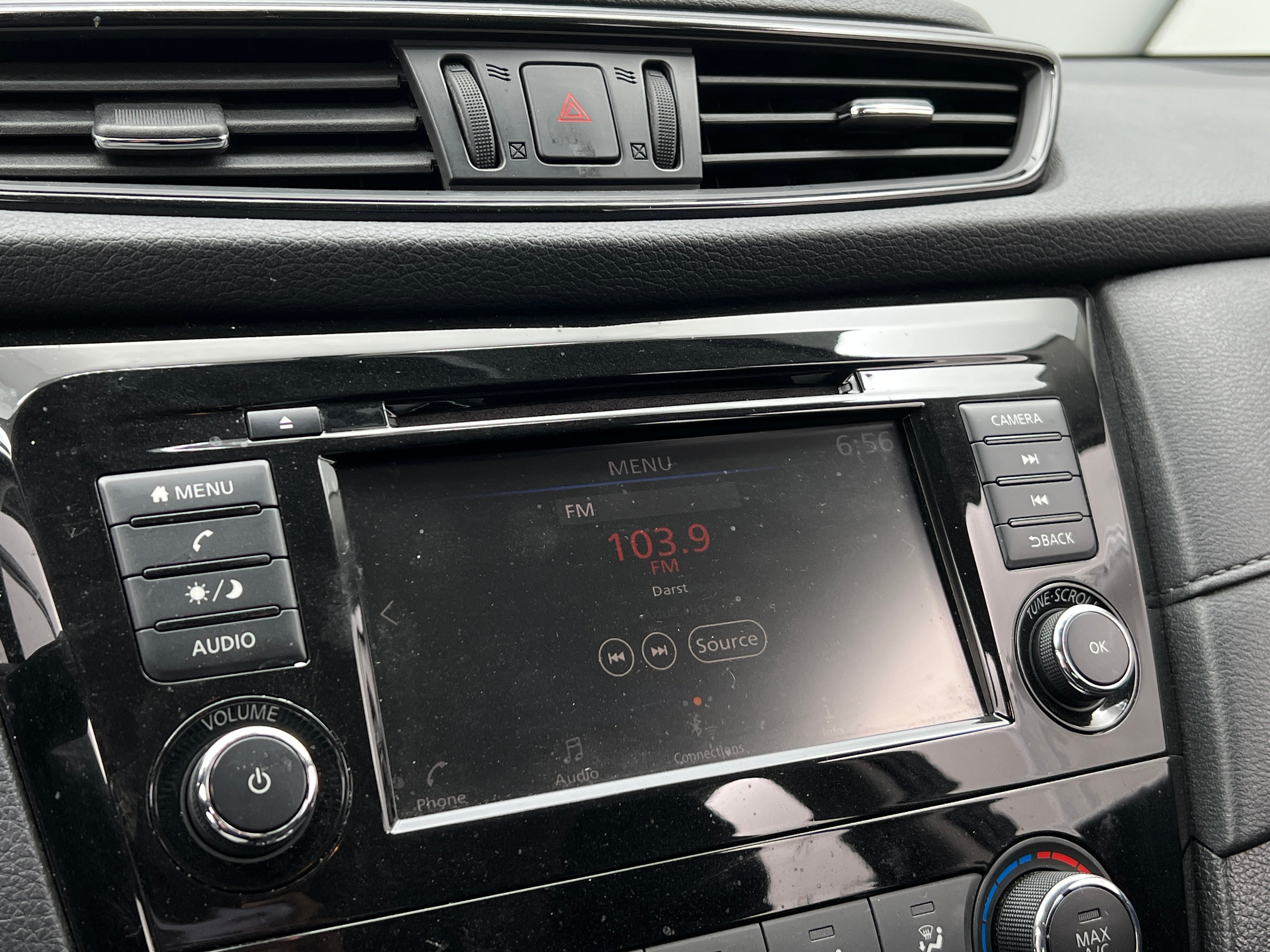 2018 Nissan Rogue S 4