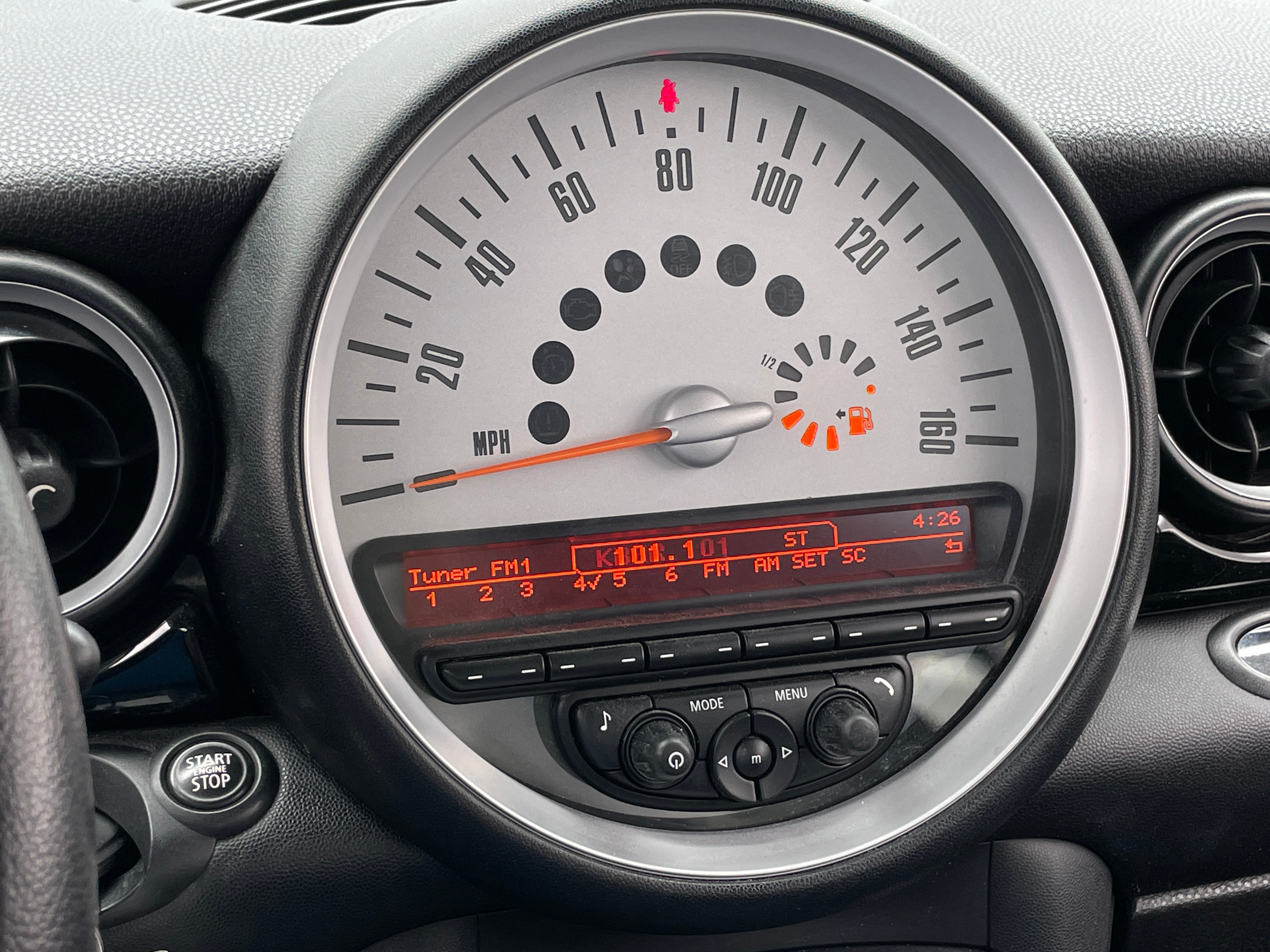2012 MINI Cooper Hardtop  3
