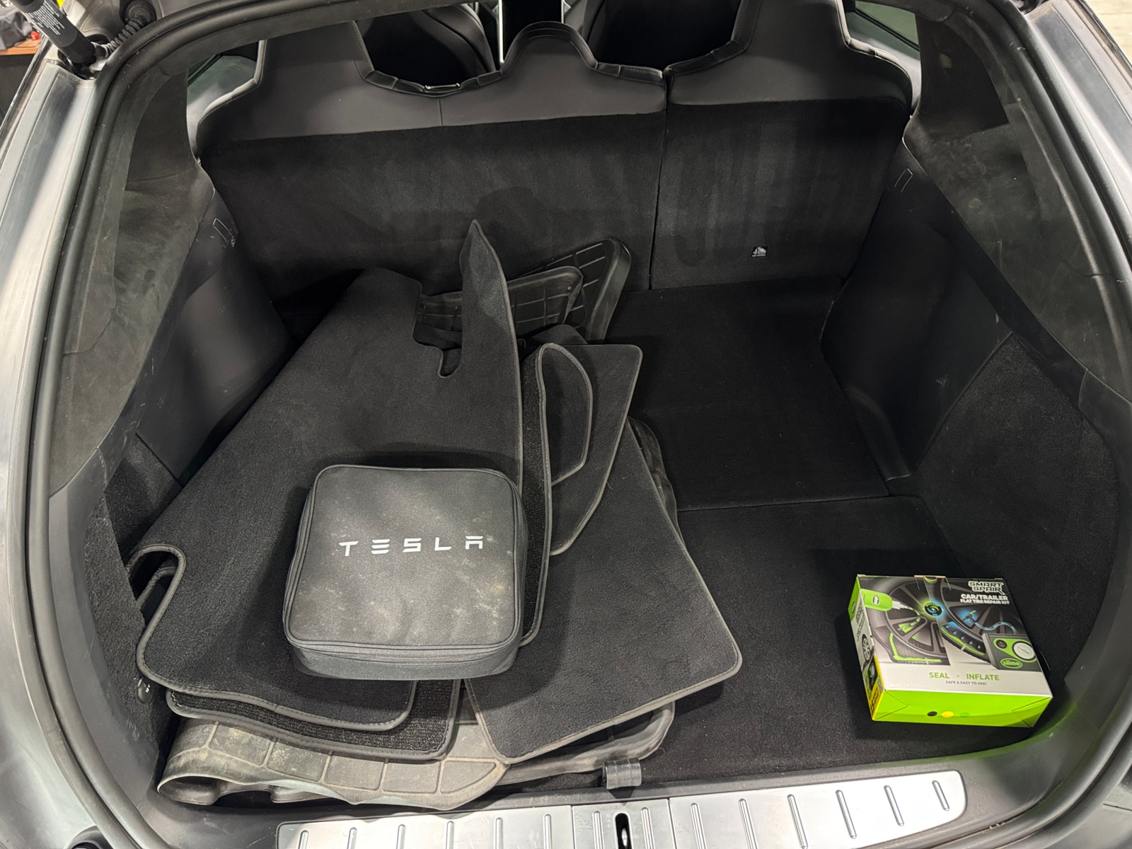 Thumbnail: 2017 Tesla Model X - 6