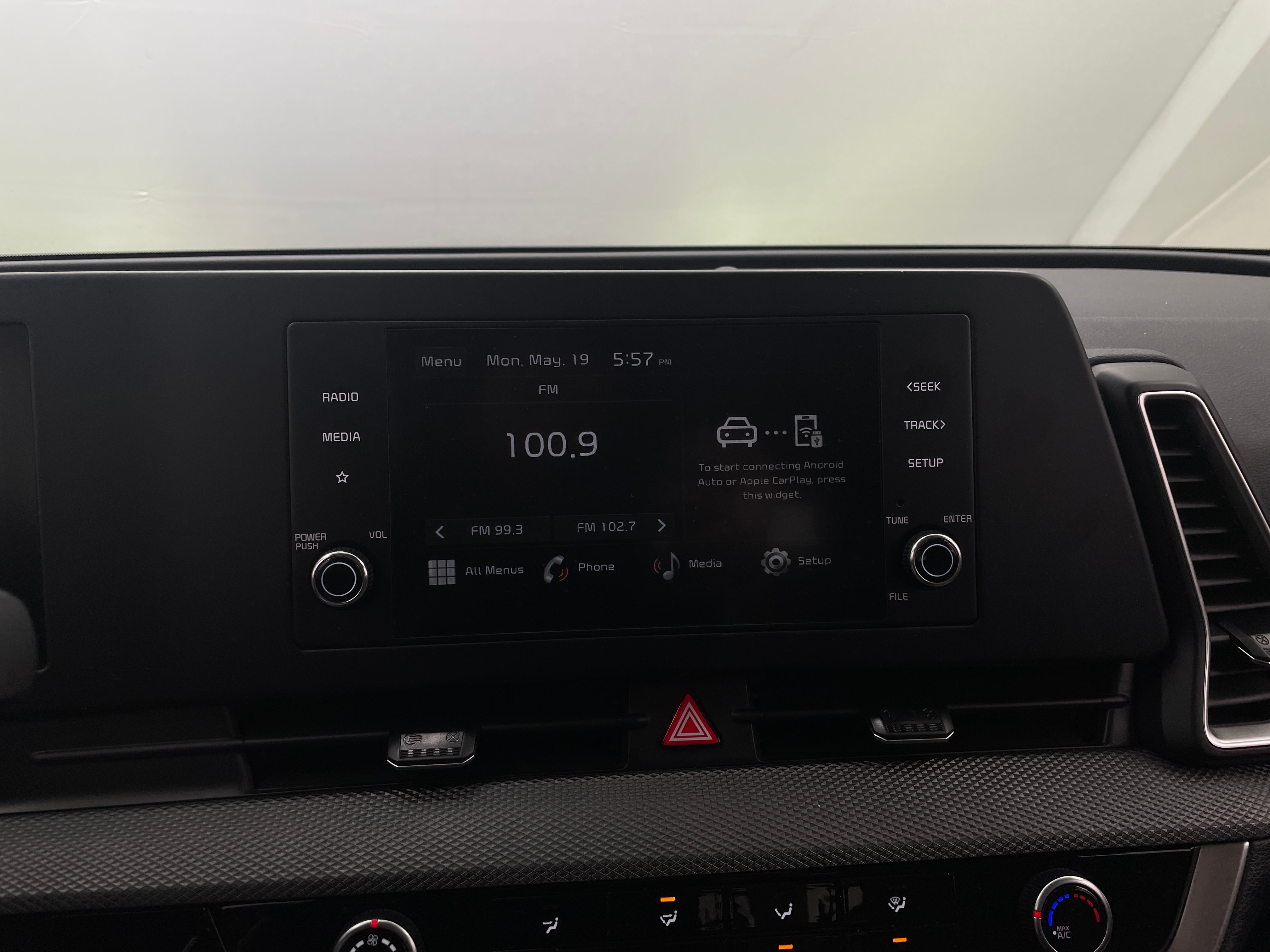 2024 Kia Sportage LX 4