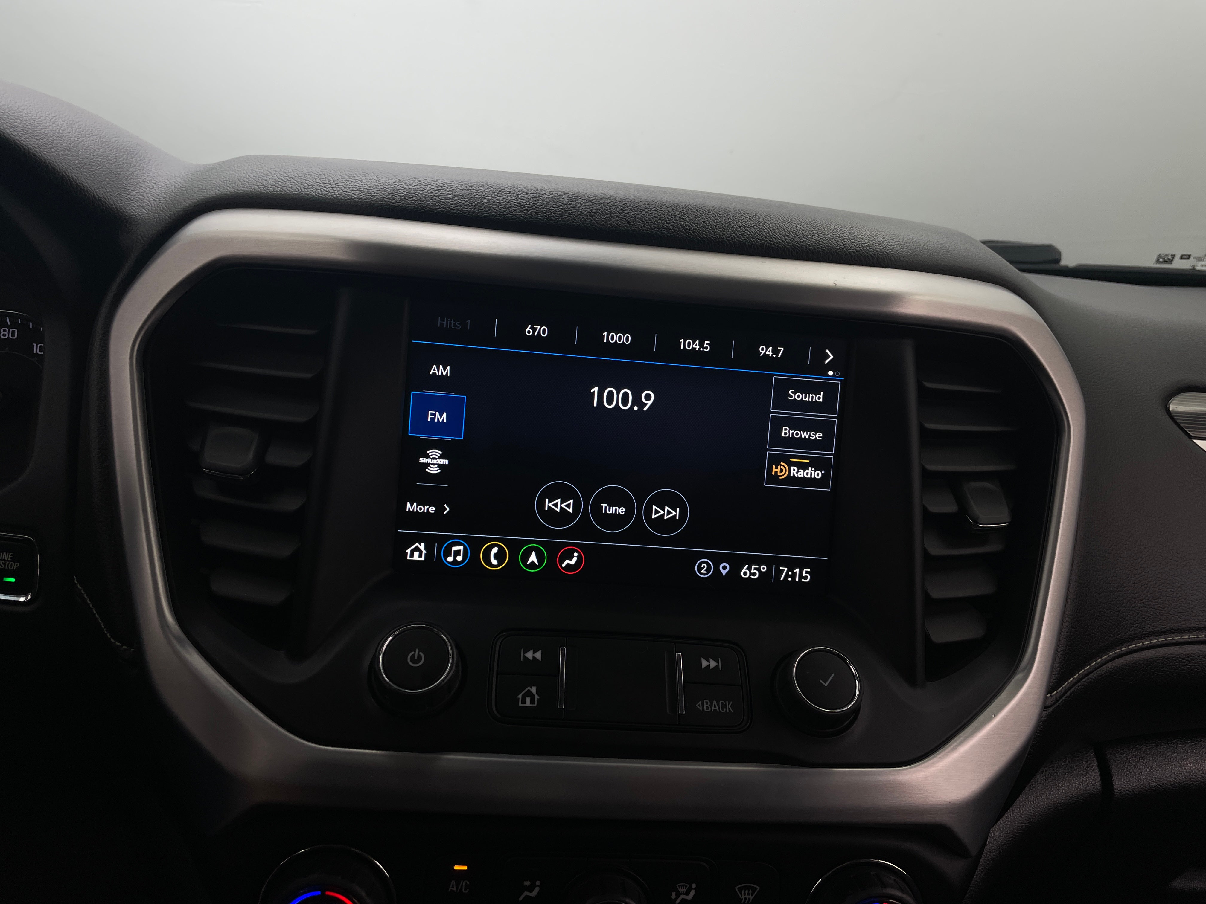 2021 GMC Acadia SLT 3