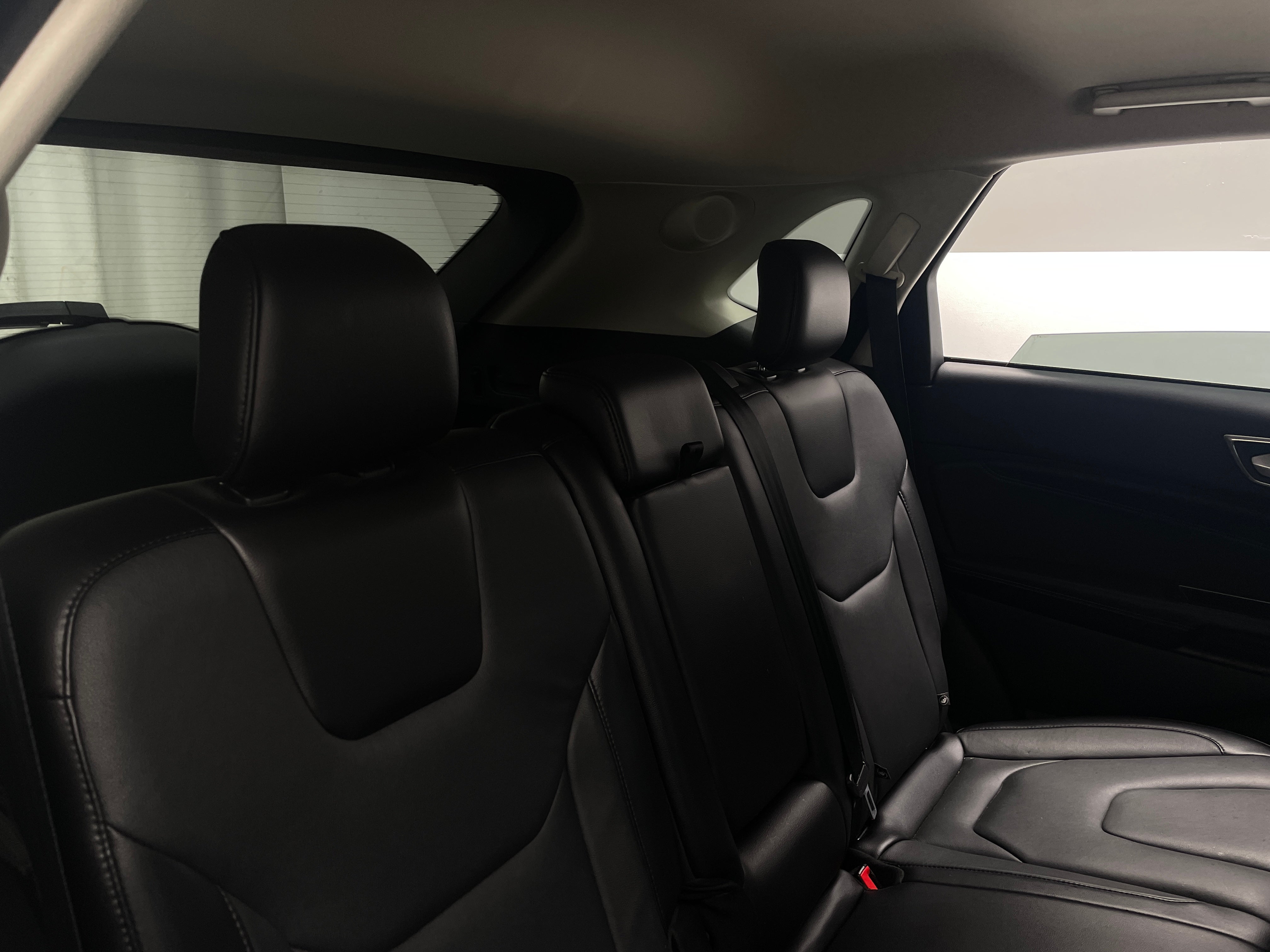 2018 Ford Edge Titanium 5