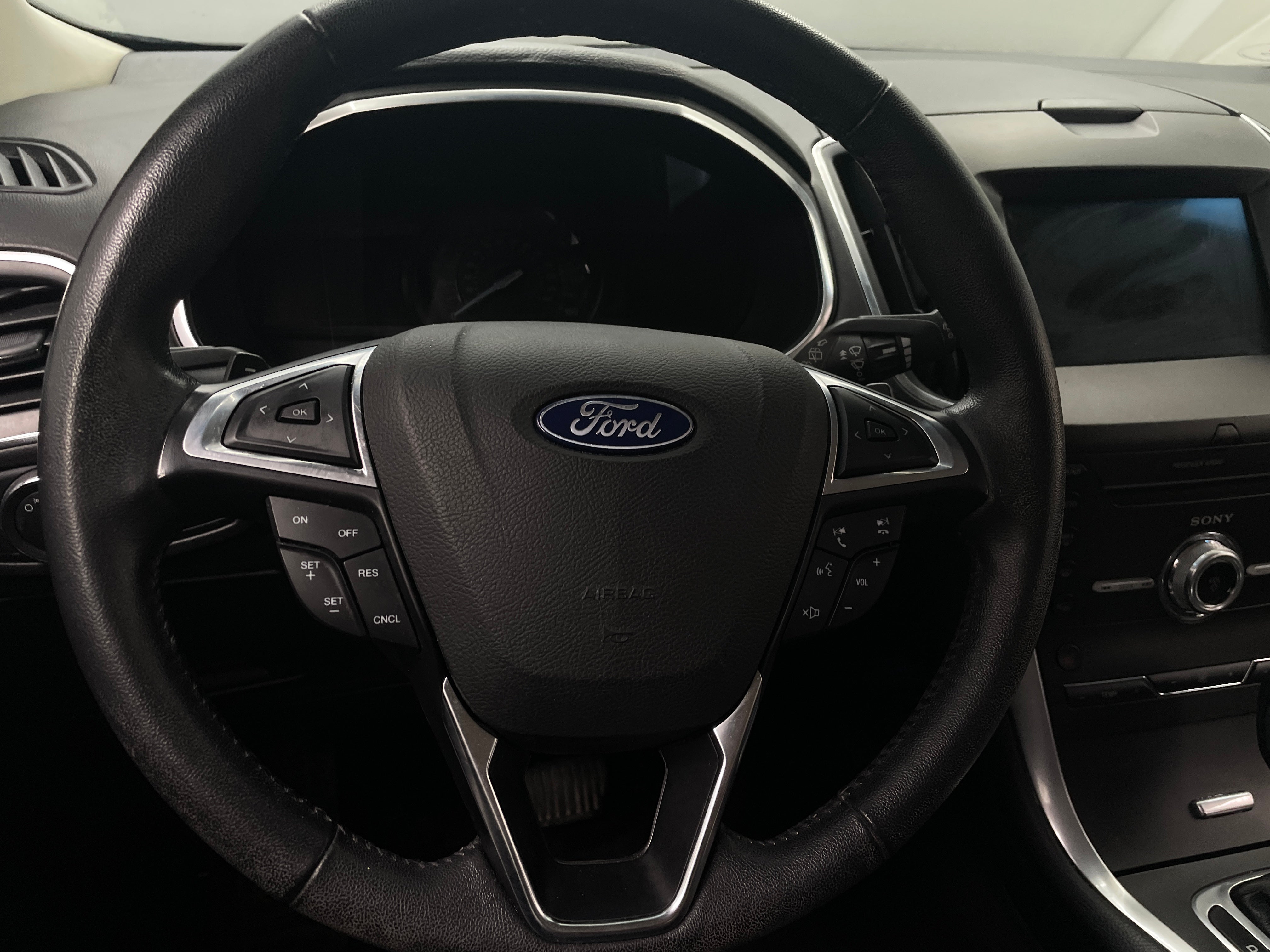 2018 Ford Edge Titanium 4