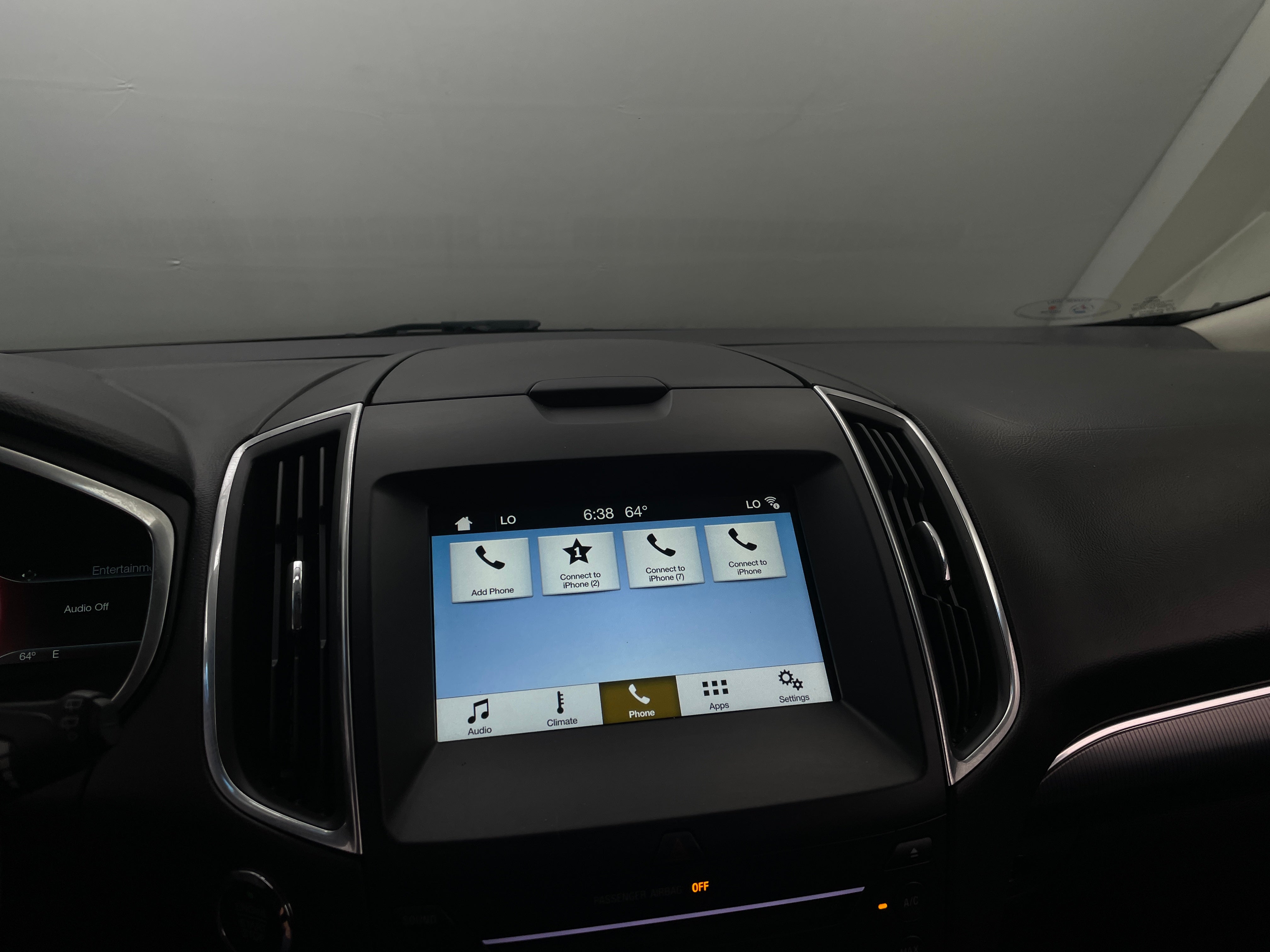 2018 Ford Edge Titanium 3